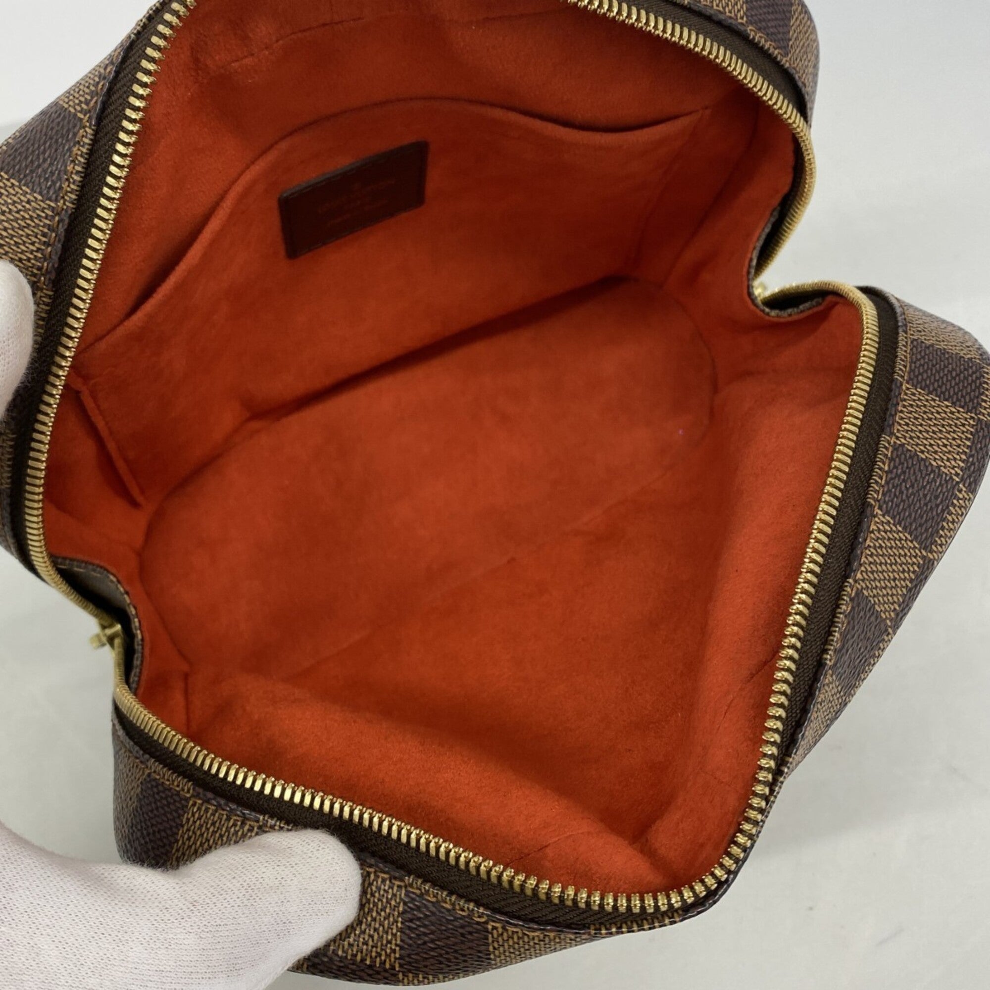 Louis Vuitton Ebene Handbag (Pre-Owned)