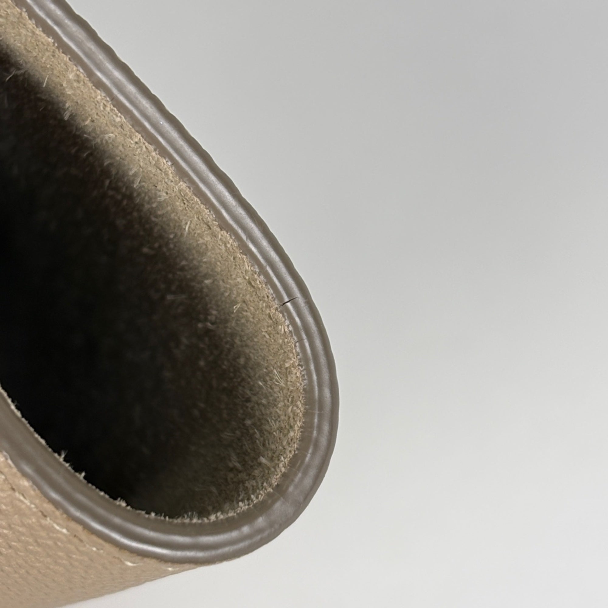 Celine Beige Leather Handbag (Pre-Owned)