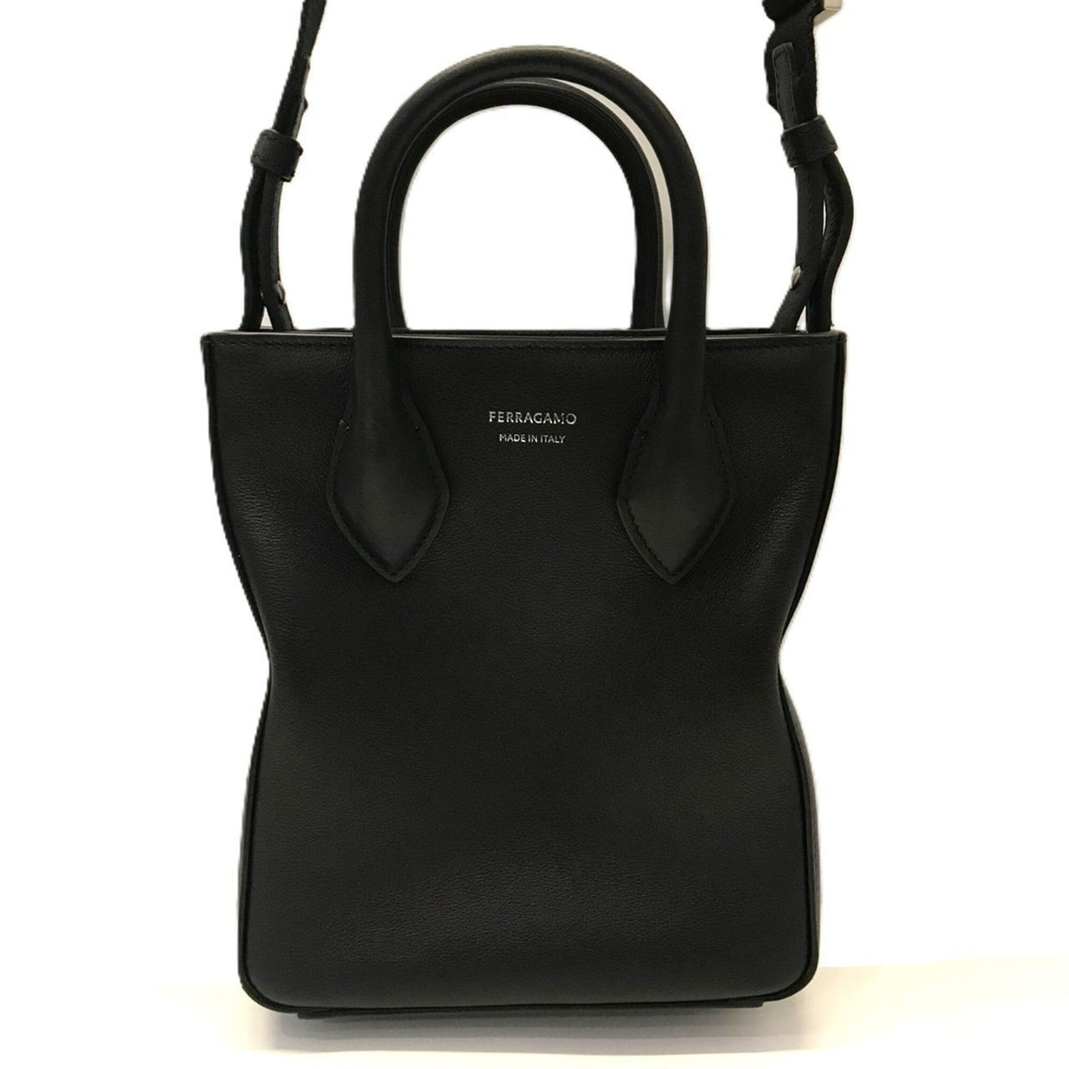 Salvatore Ferragamo Black Leather Jacquard Shoulder Bag (Pre-Owned)