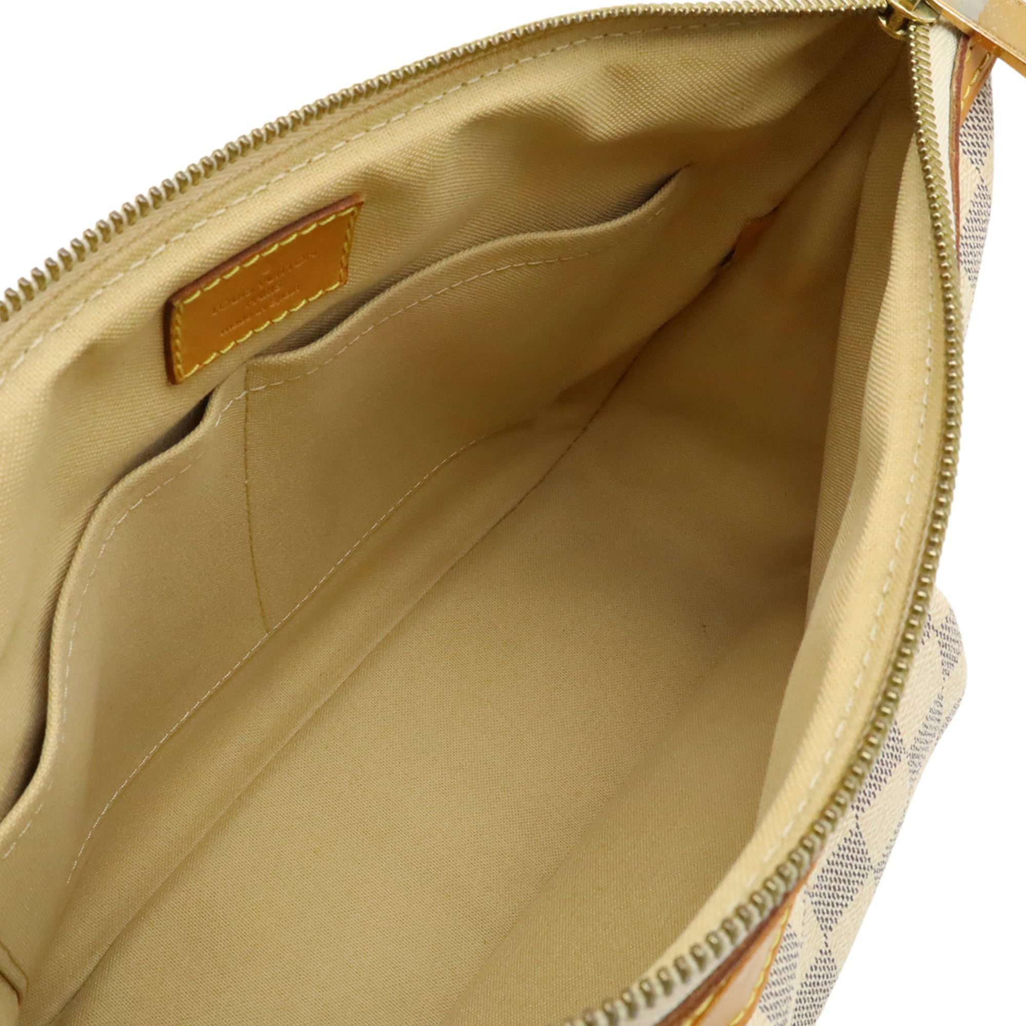 Louis Vuitton Ivory Canvas Shoulder Bag (Pre-Owned)