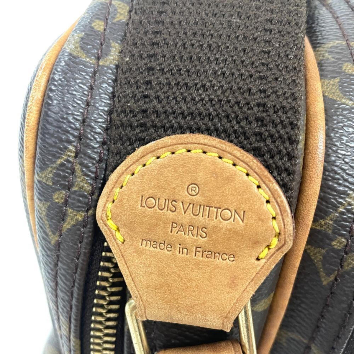 Louis Vuitton Brown Monogram Monogram Shoulder Bag (Pre-Owned)