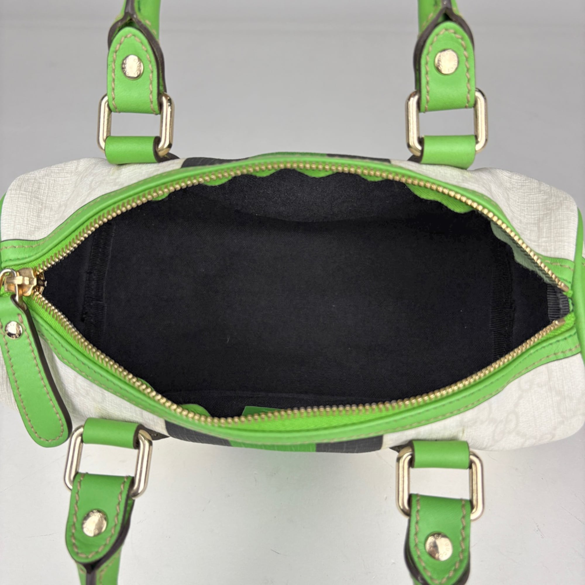 Gucci Black Green White Gg Supreme Handbag (Pre-Owned)