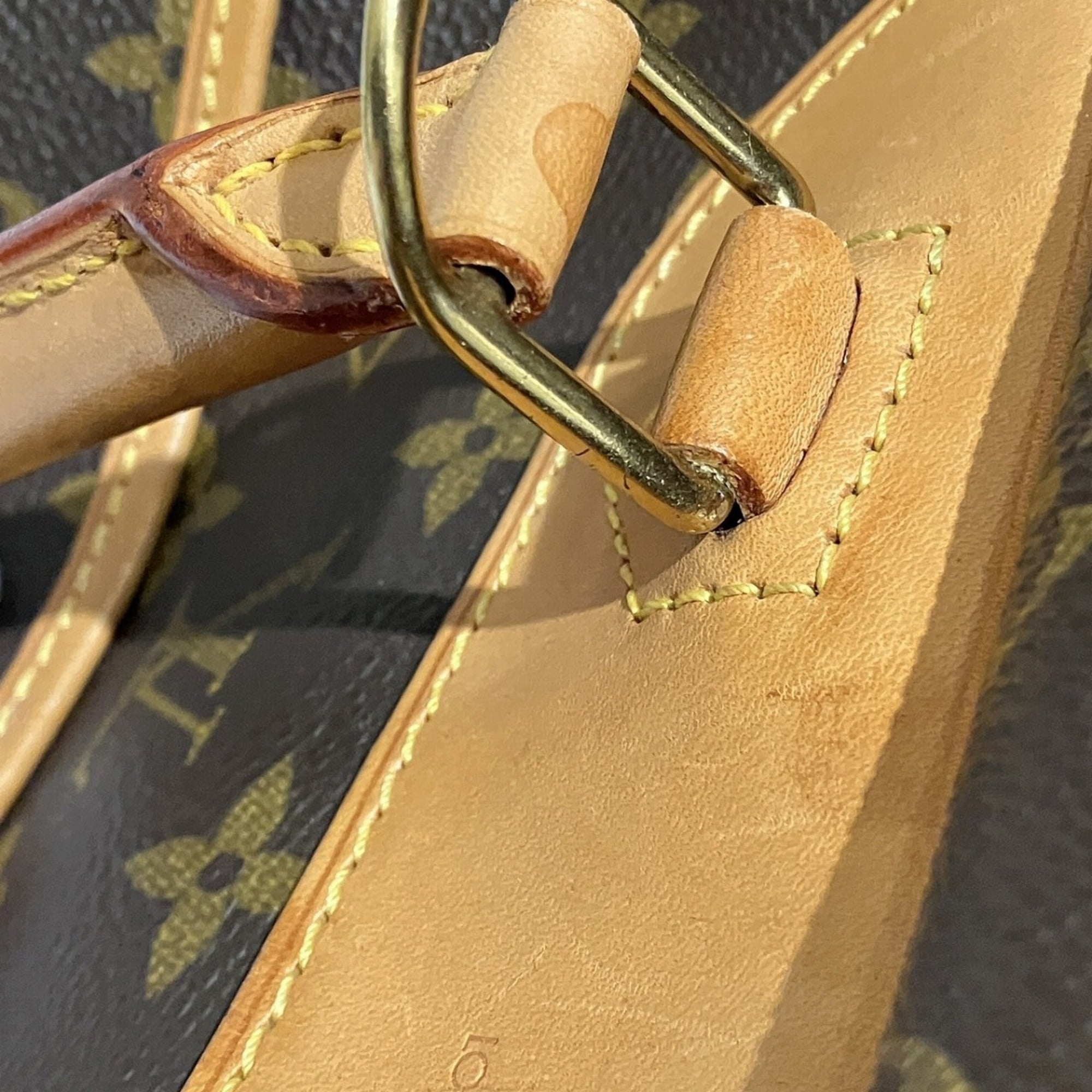 Louis Vuitton Monogram Brown Monogram Handbag (Pre-Owned)