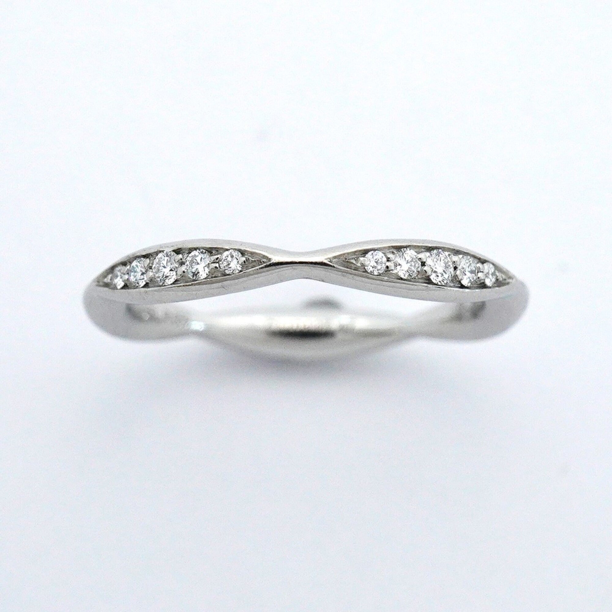Chanel Platinum 950 Band Ring (Pre-Owned)
