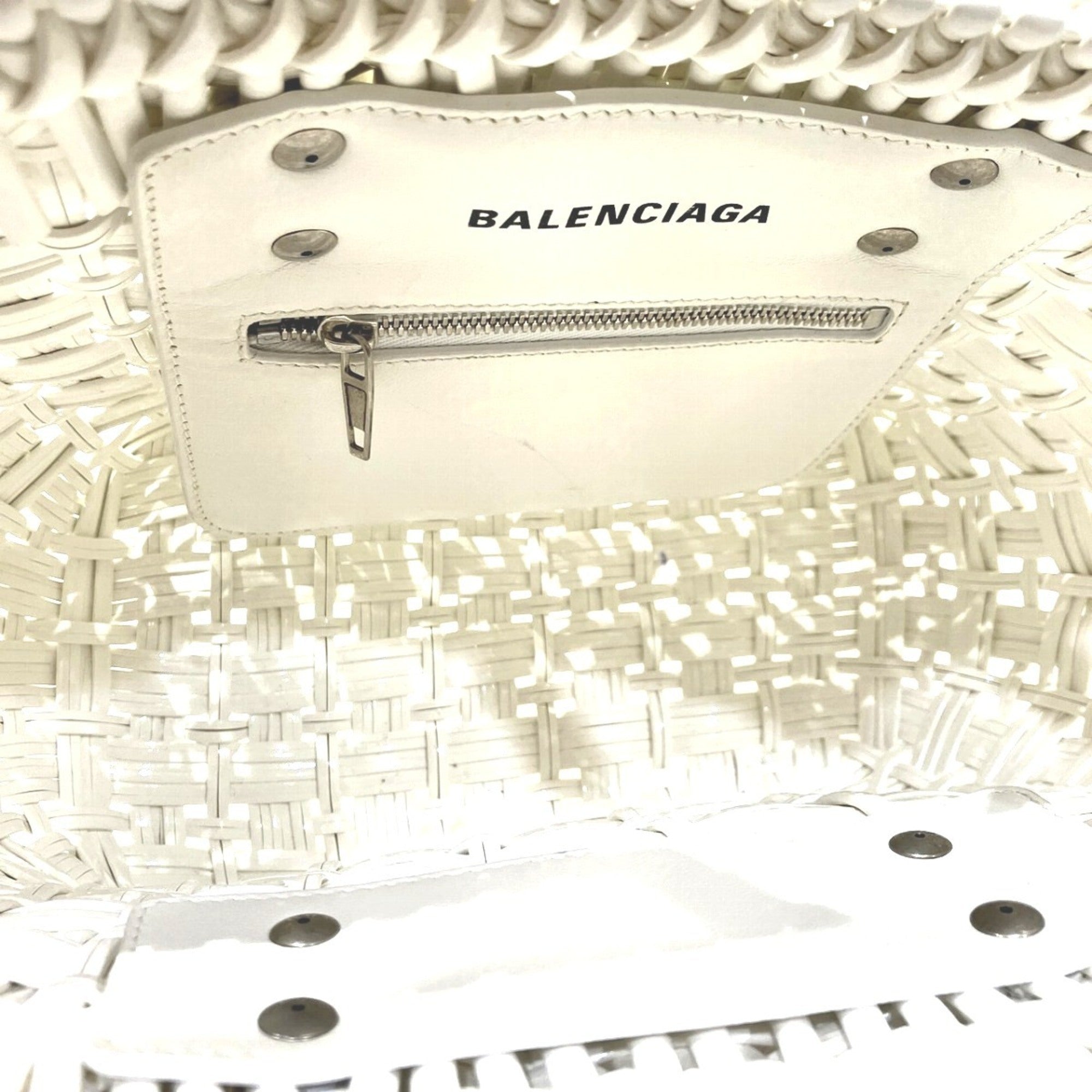 Balenciaga White Patent Leather Shoulder Bag (Pre-Owned)