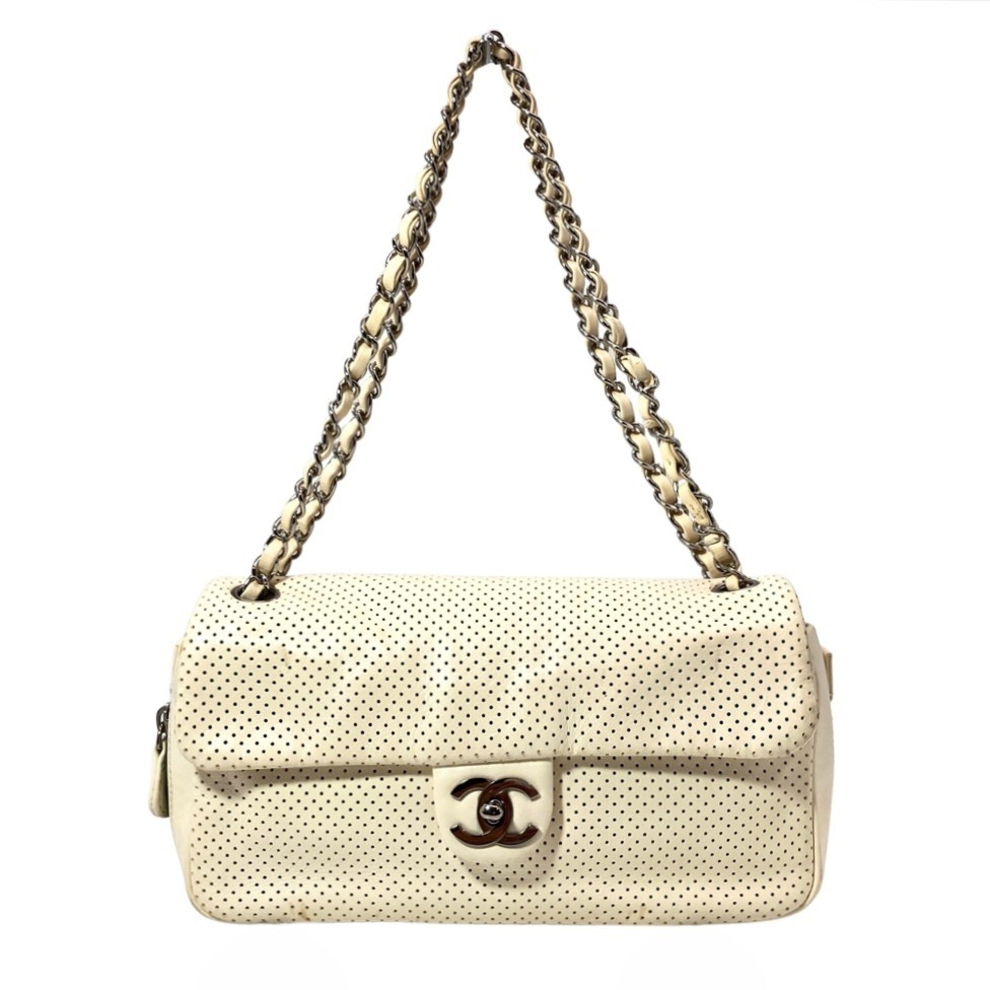 Chanel Green White Shoulder Bag (Pre-Owned)