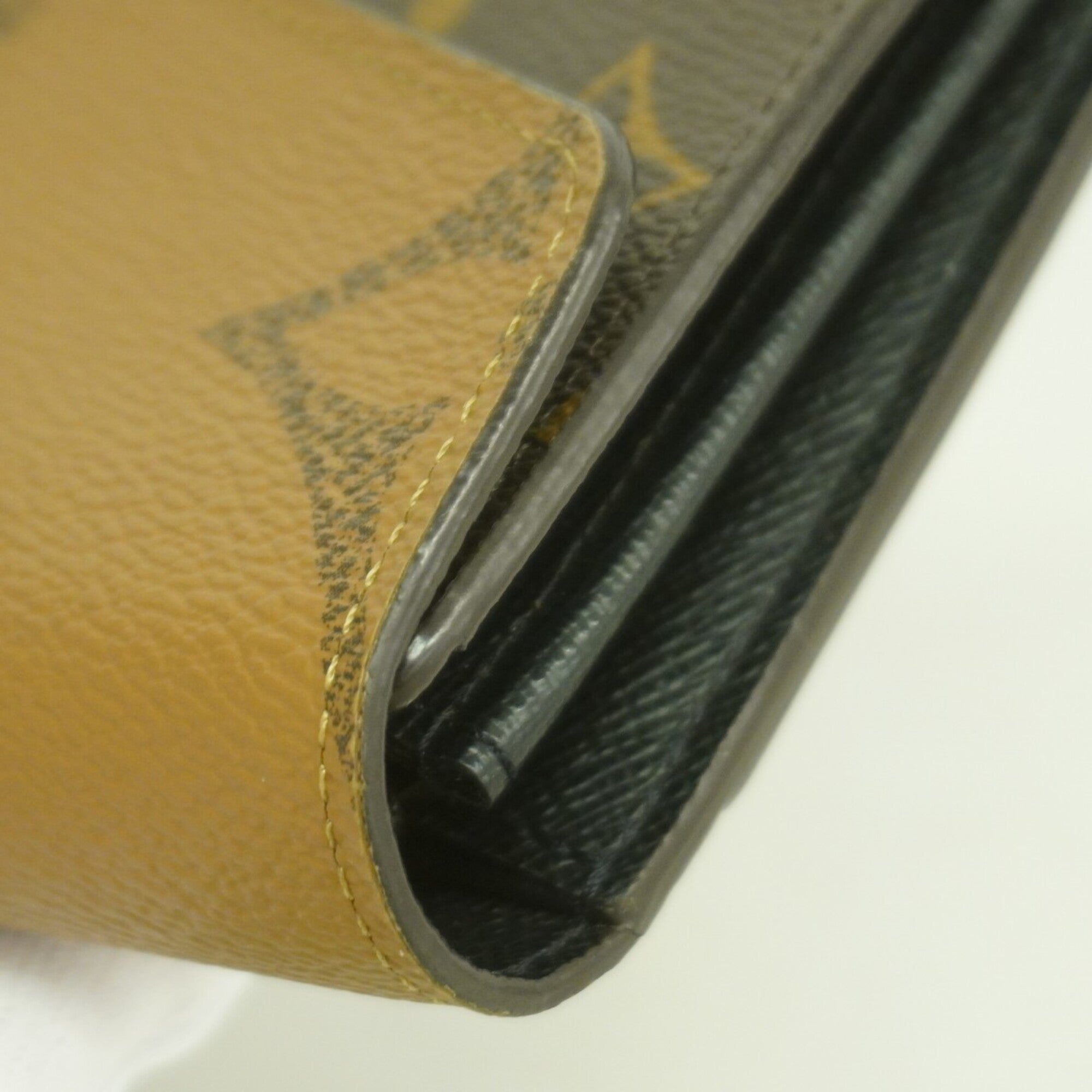Louis Vuitton Brown Long Wallet (Bi-Fold) (Pre-Owned)