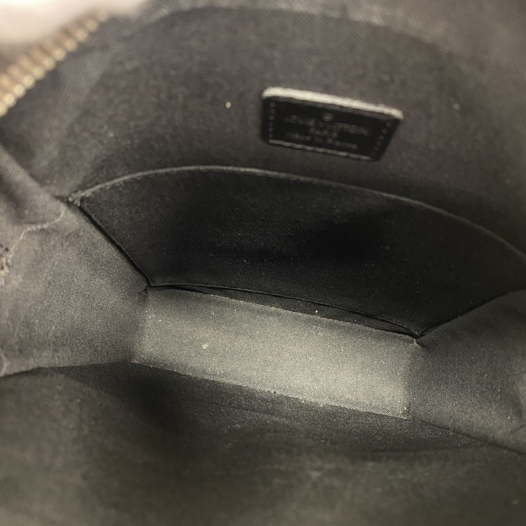 Louis Vuitton Coffee Shoulder Bag (Pre-Owned)