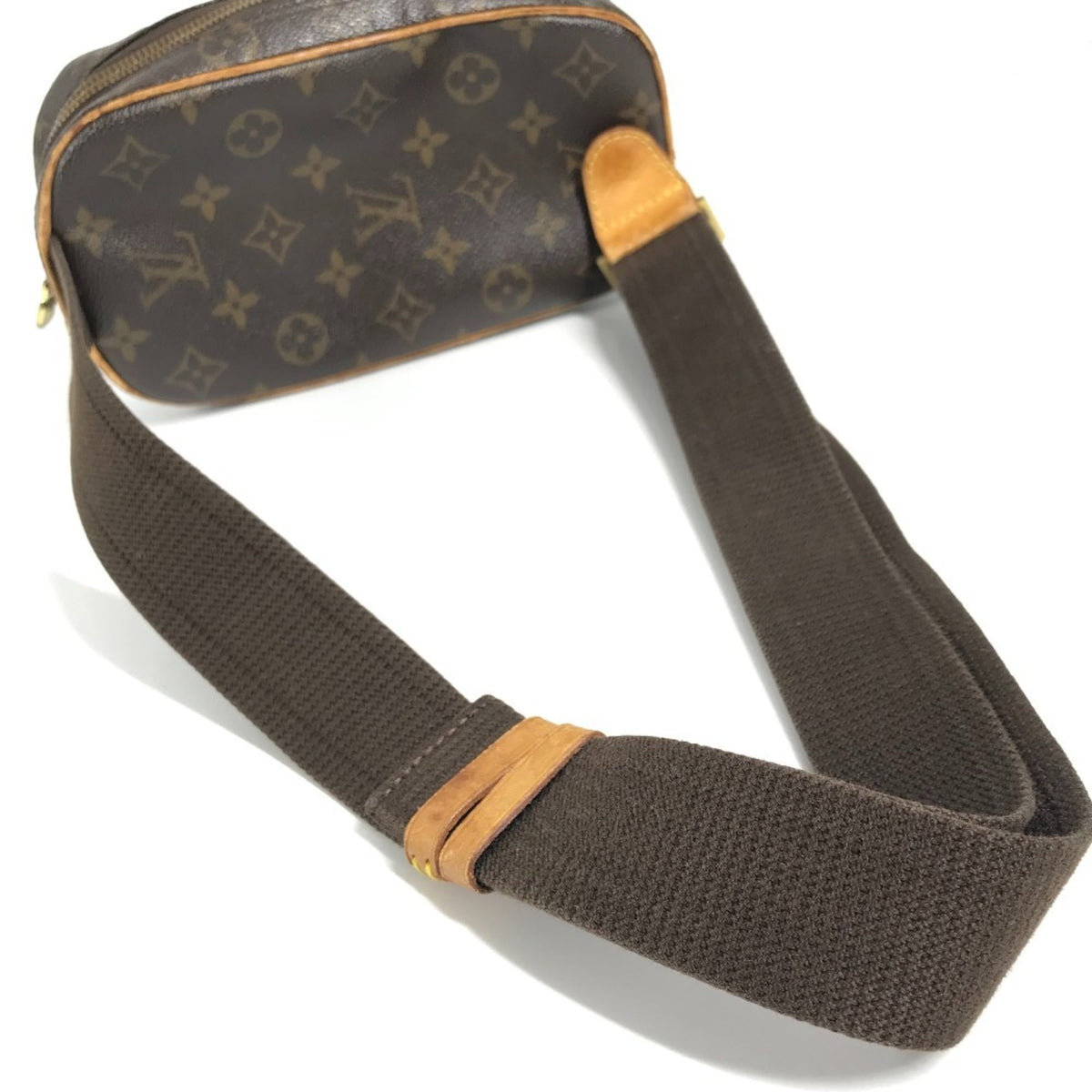 Louis Vuitton Brown Monogram Pochette Shoulder Bag Sling Bag (Pre-Owned)