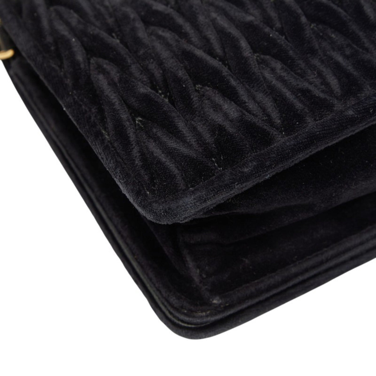 Miu Miu Matelasse Black Velvet Leather Shoulder Bag (Pre-Owned)