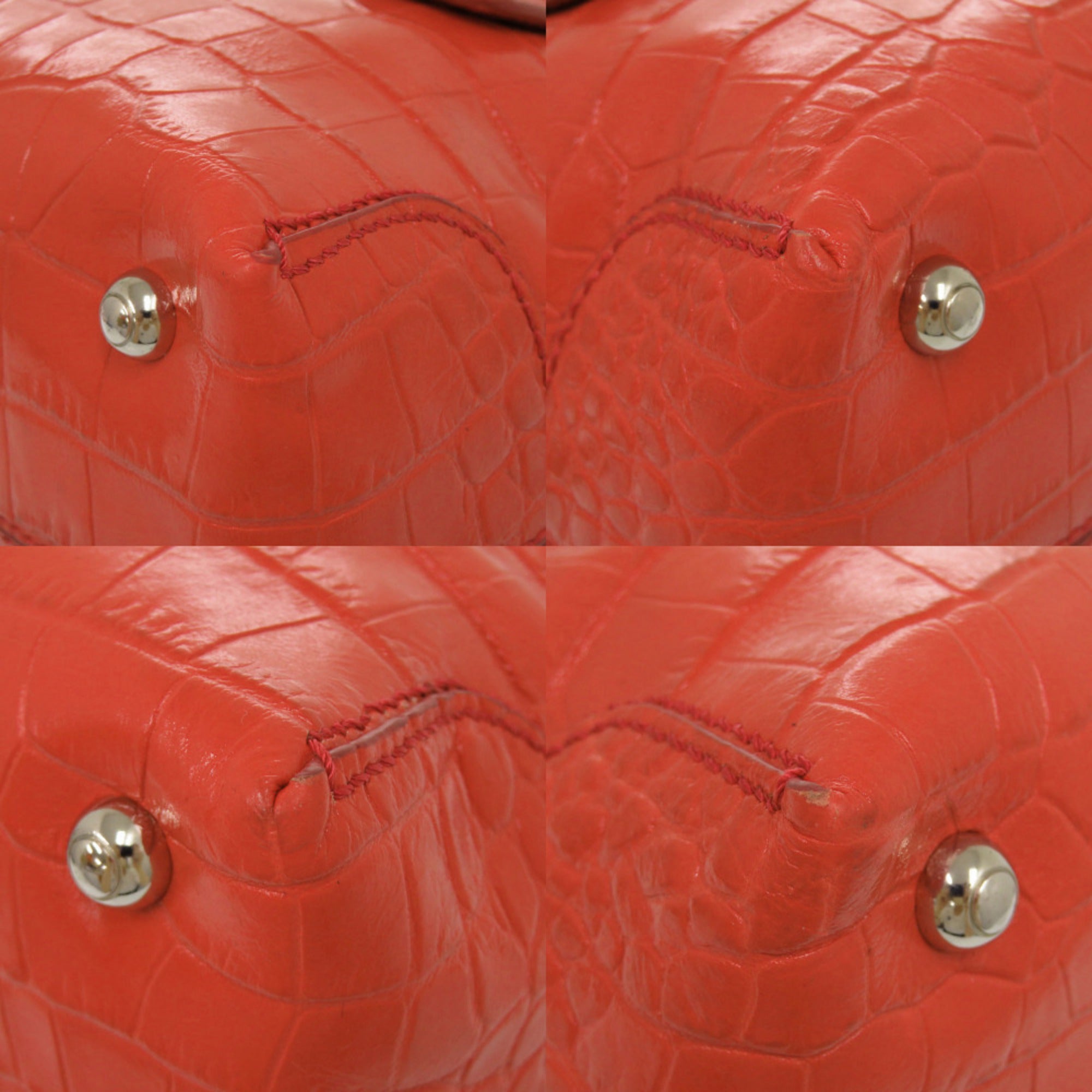 Tod's Red Color Leather Handbag (Pre-Owned)