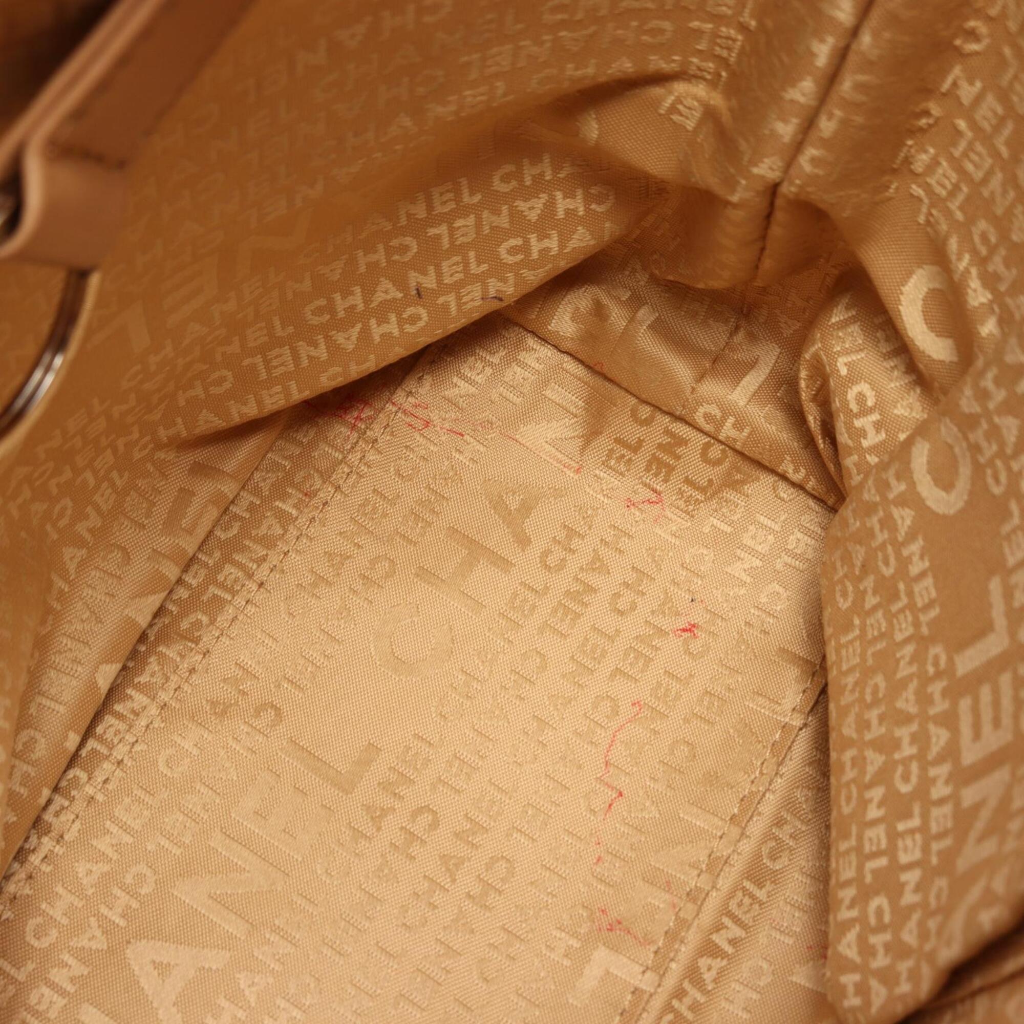 Chanel Beige Grained Calfskin Handbag Tote Bag (Pre-Owned)