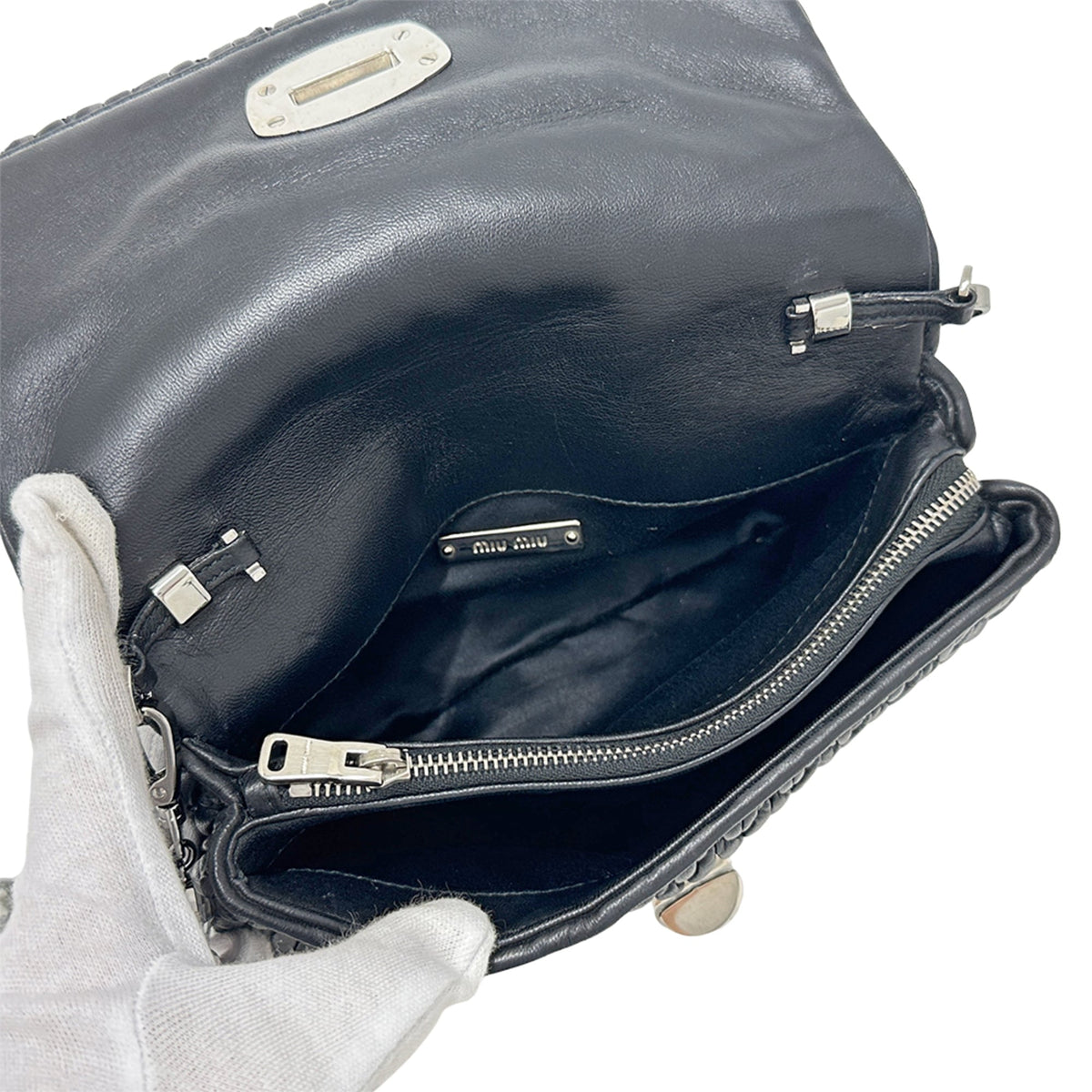 Miu Miu Black Leather Handbag Shoulder Bag (Pre-Owned)