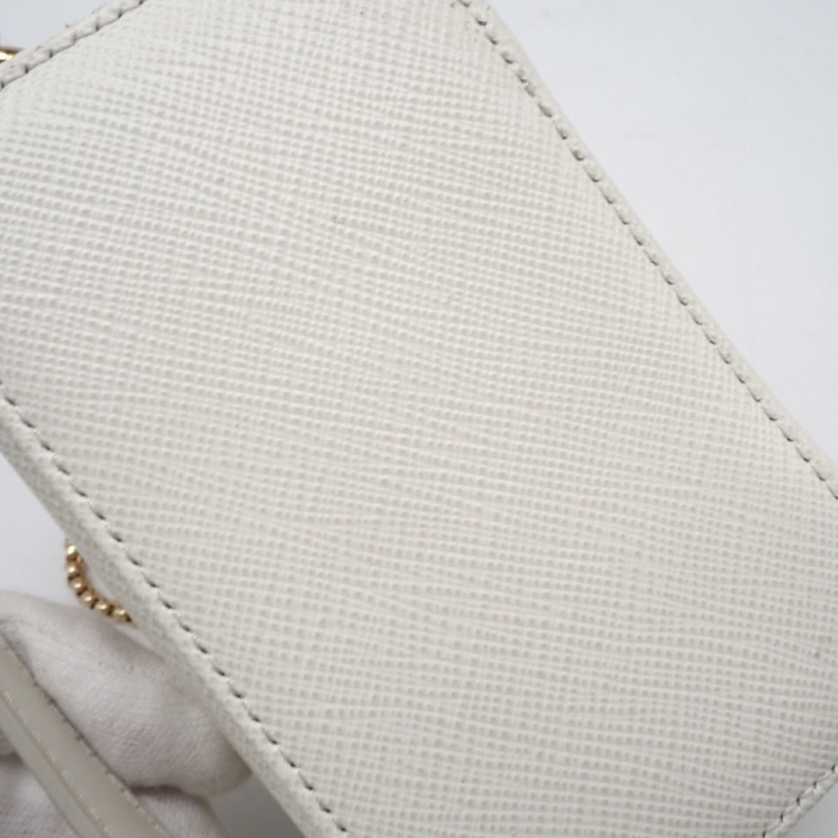 Prada Saffiano White Saffiano Pouch Shoulder Bag (Pre-Owned)