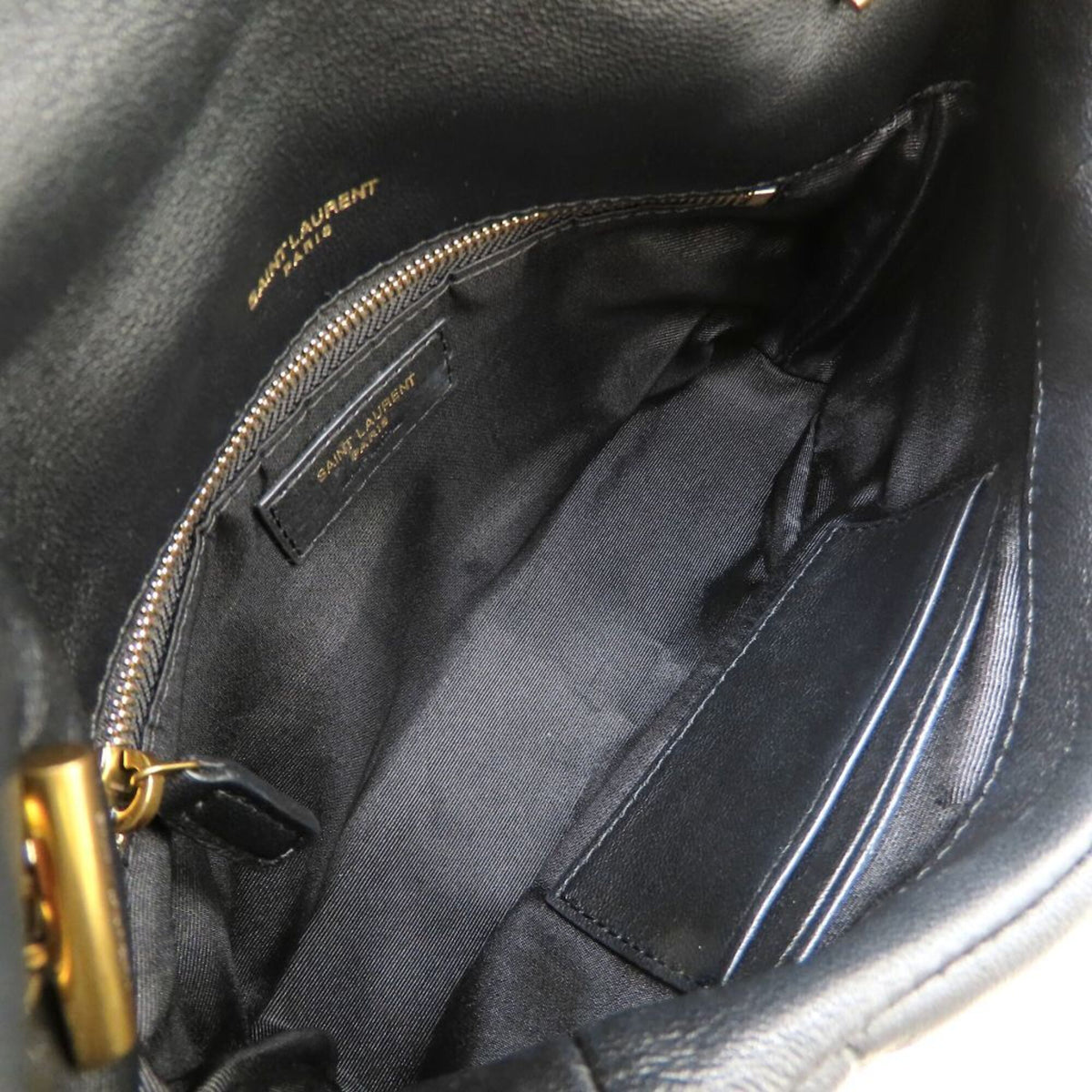 Yves Saint Laurent Black Shoulder Bag (Pre-Owned)