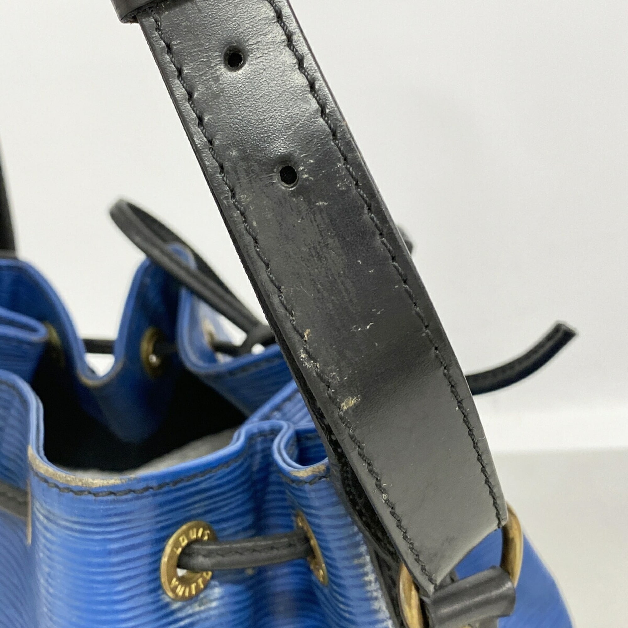 Louis Vuitton Noir Toledo Blue Shoulder Bag (Pre-Owned)