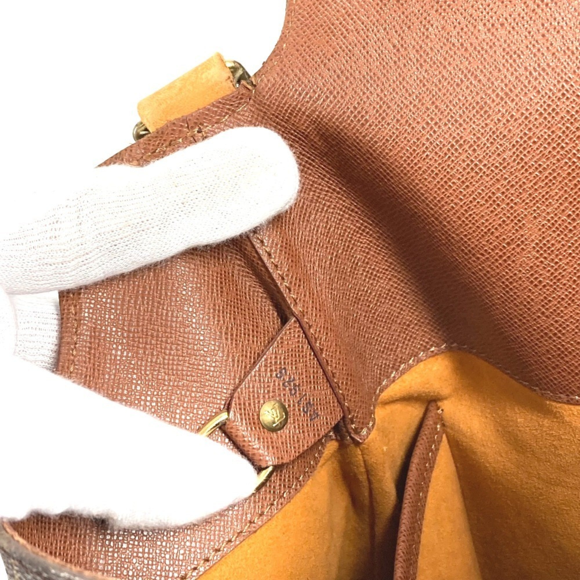 Louis Vuitton Brown Monogram Shoulder Bag (Pre-Owned)
