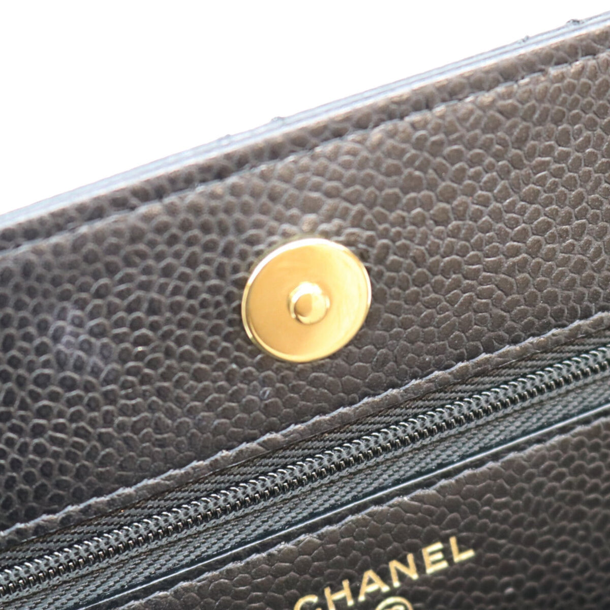 Chanel Black Grained Calfskin Shoulder Bag (Pre-Owned)