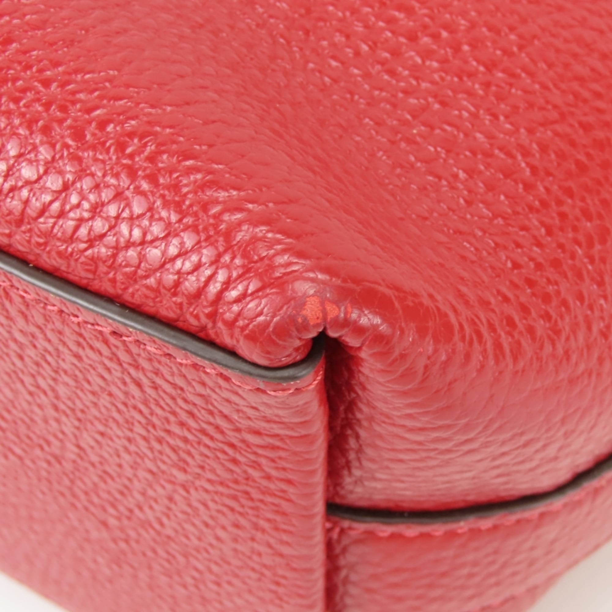 Coach Red Color Leather Shoulder Bag (Pre-Owned)