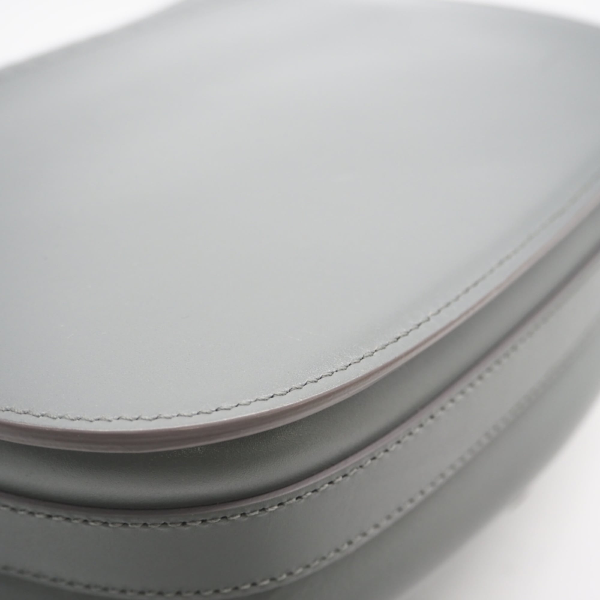 Christian Dior Gray Leather Shoulder Bag (Pre-Owned)