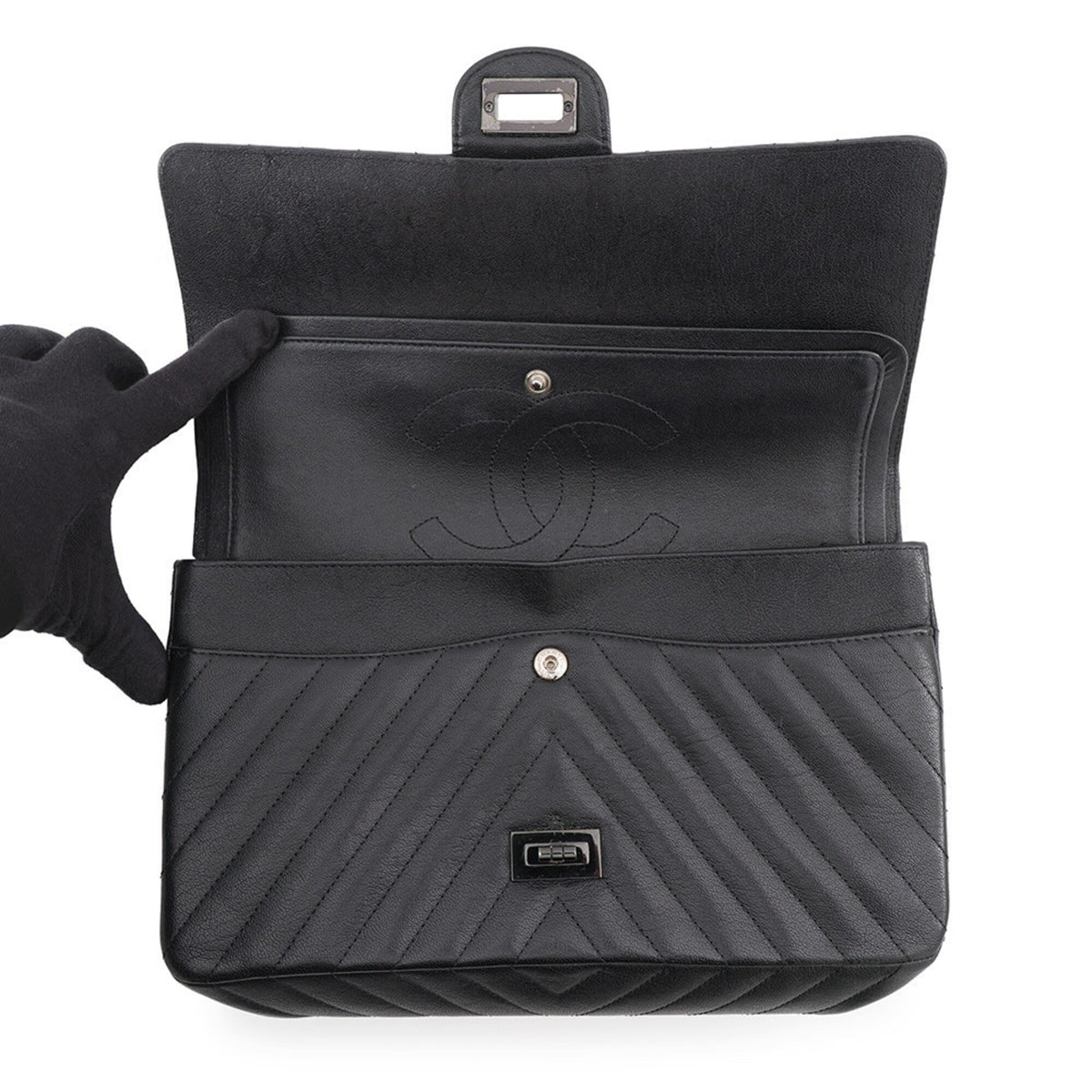 Chanel 2.55 Black Leather Handbag Shoulder Bag (Pre-Owned)