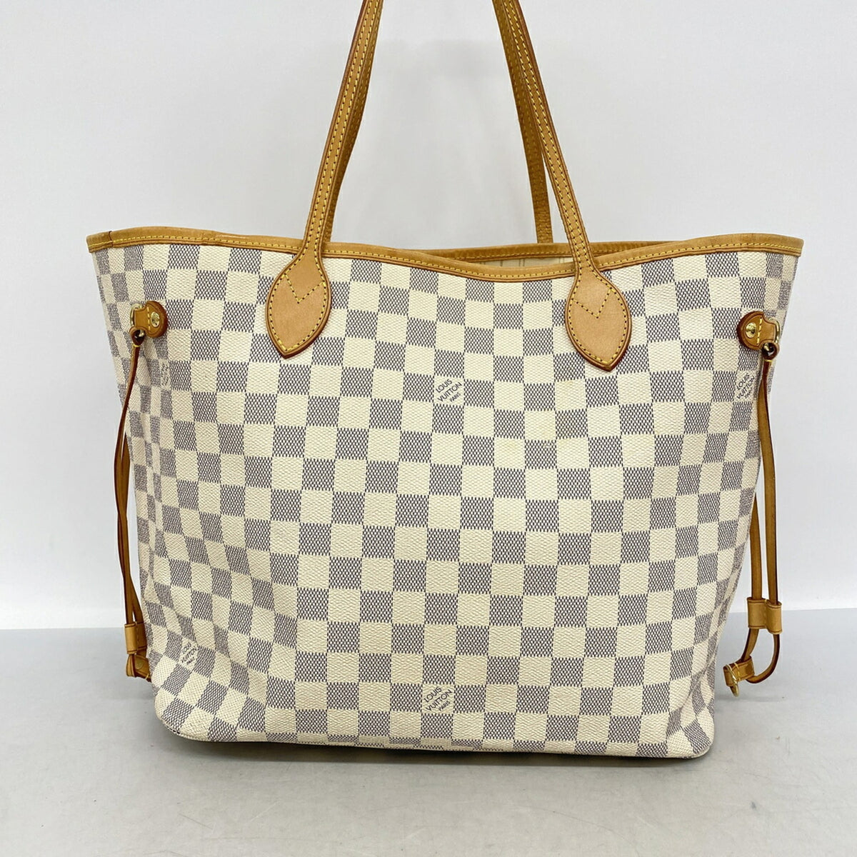 Louis Vuitton White Tote Bag (Pre-Owned)