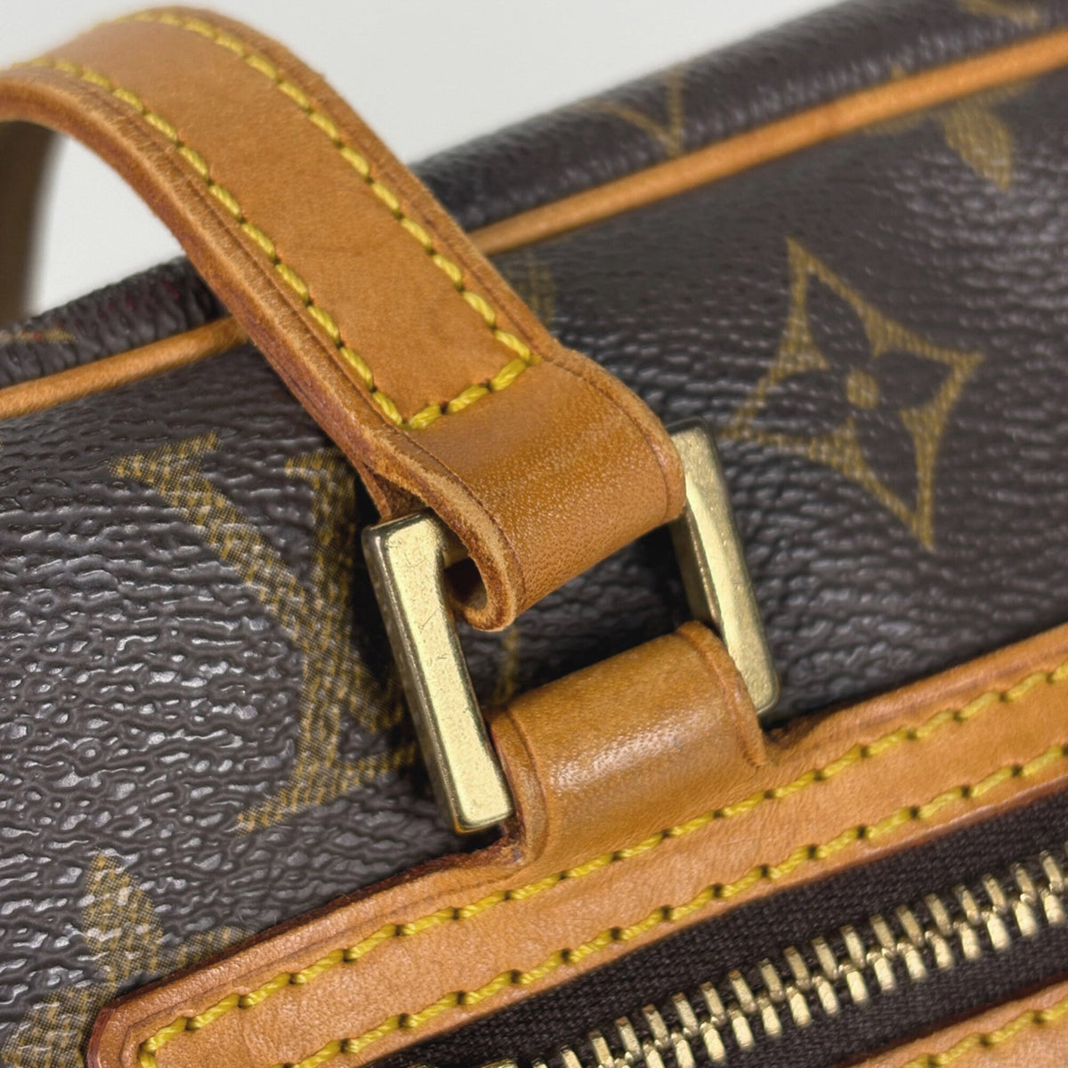 Louis Vuitton Brown Monogram Shoulder Bag (Pre-Owned)