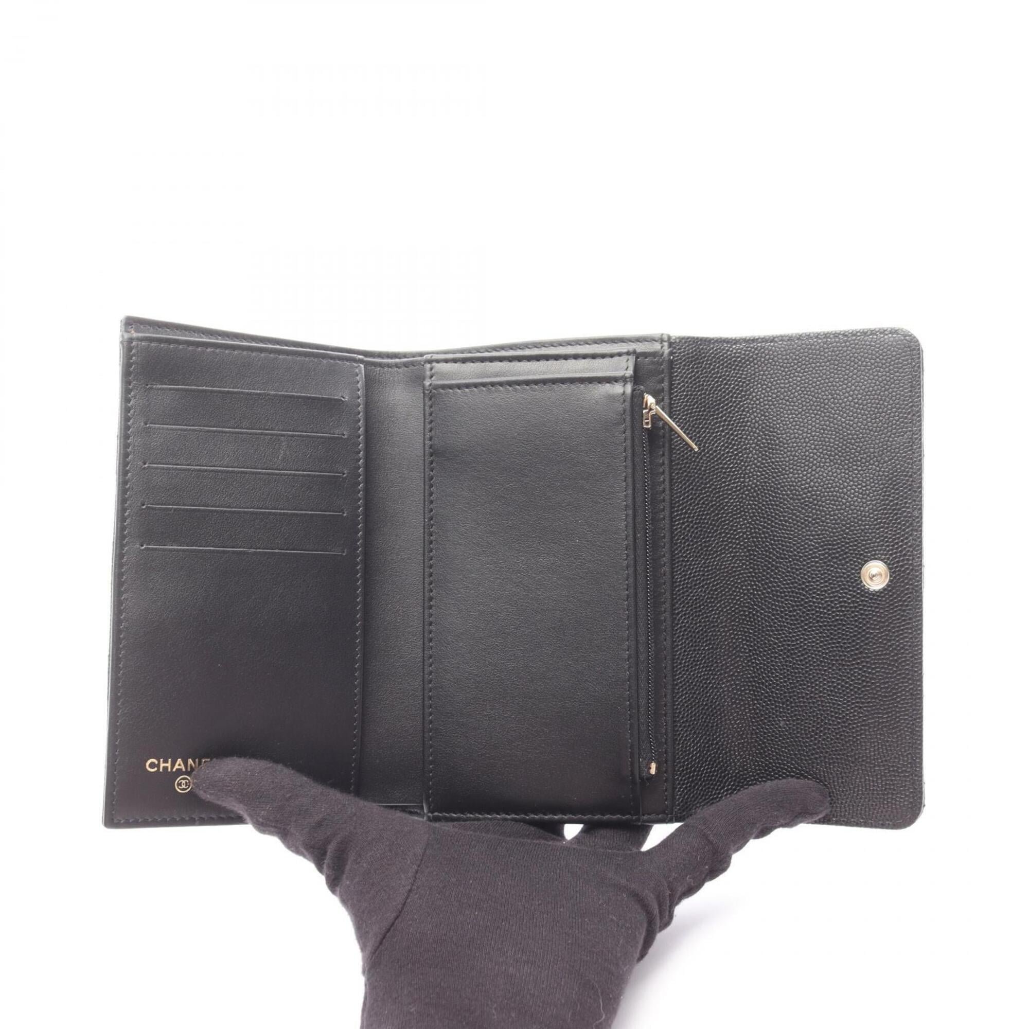 Chanel Black Grained Calfskin Wallet (Tri-Fold) (Pre-Owned)