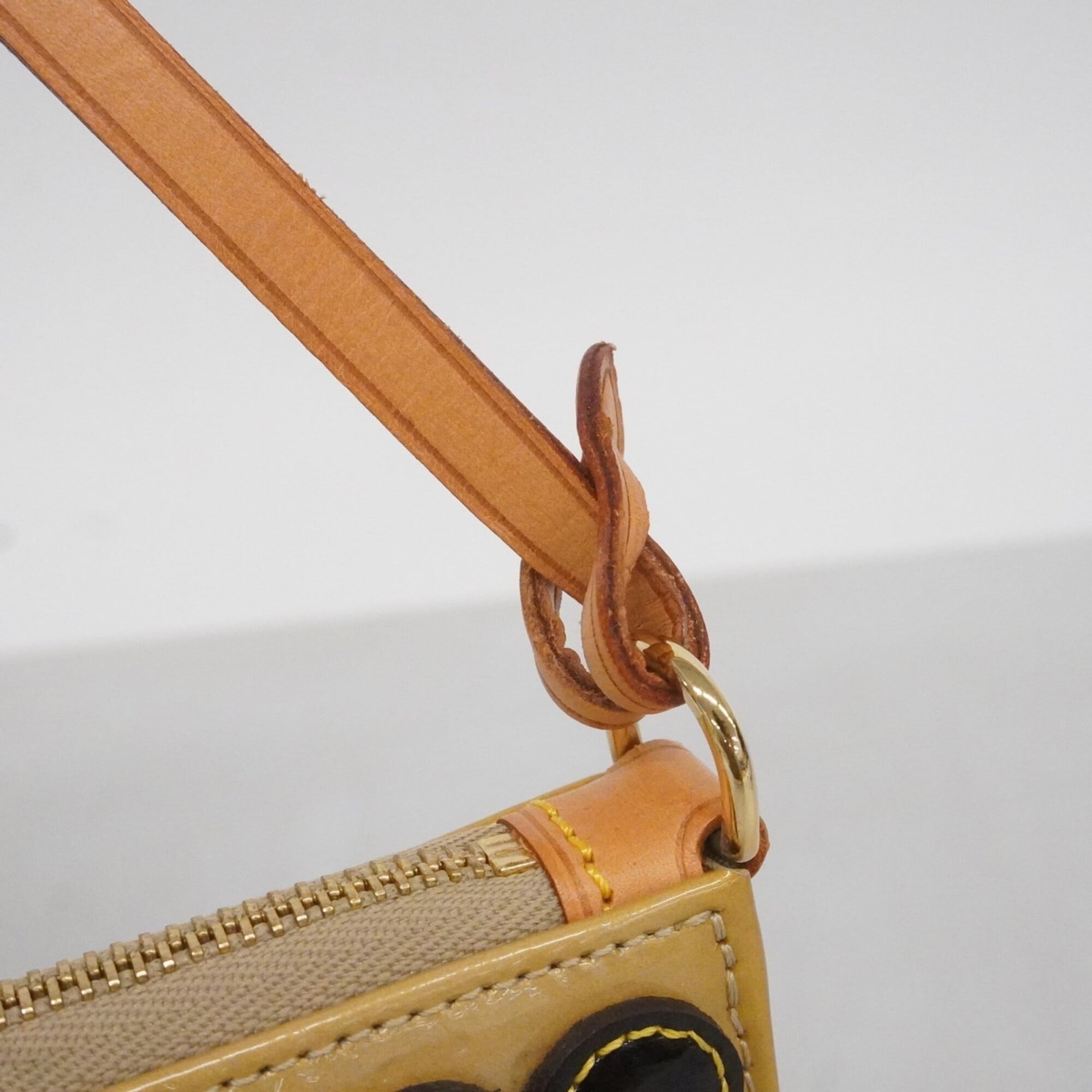 Louis Vuitton Beige Pouch (Pre-Owned)