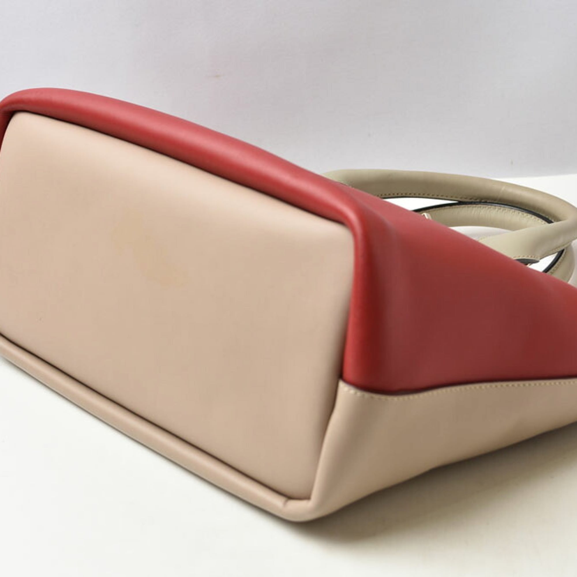 Chloé Beige Red Color Leather Handbag Tote Bag (Pre-Owned)