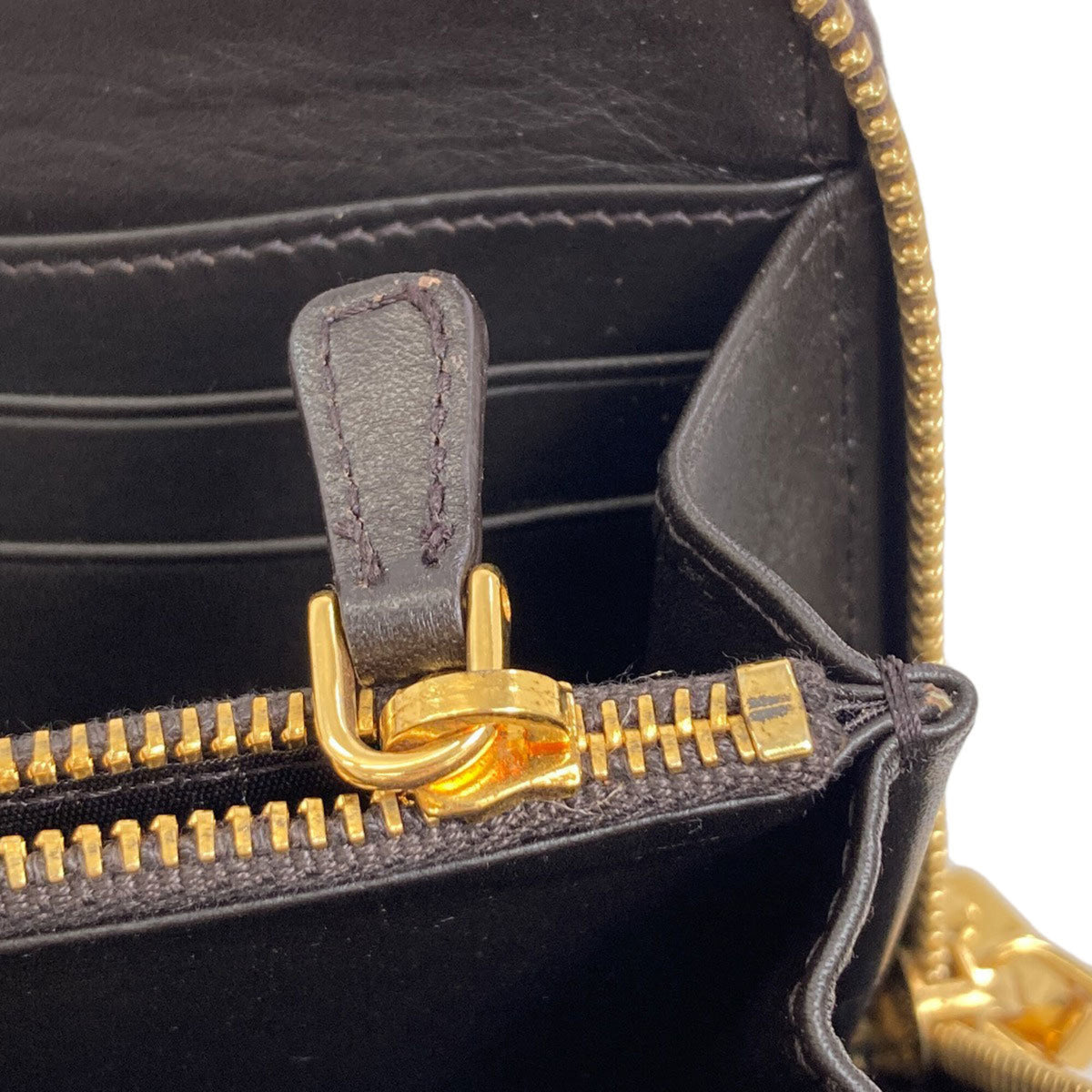 Miu Miu Black Leather Long Wallet (Bi-Fold) (Pre-Owned)