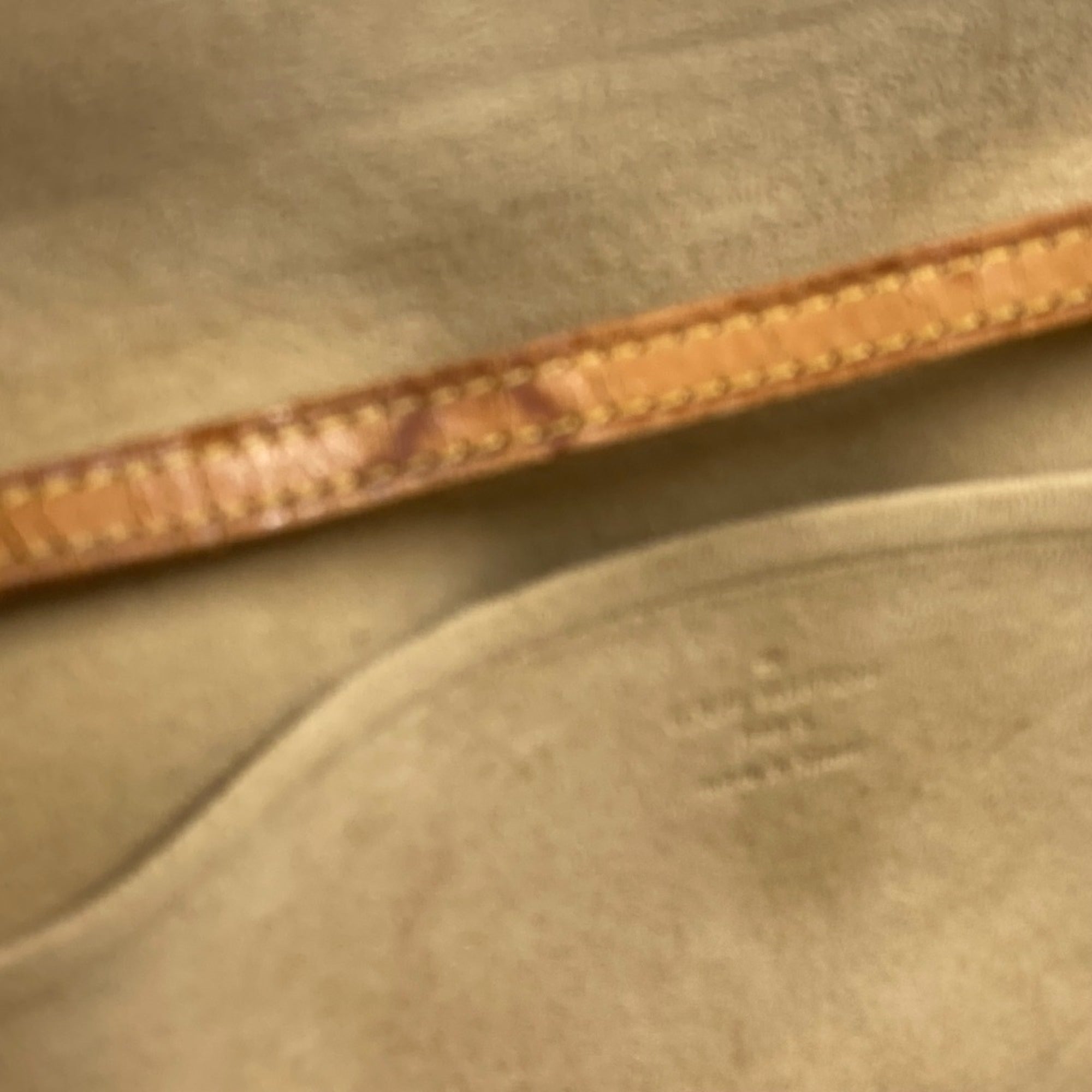 Louis Vuitton Brown Monogram Monogram Clutch Bag Pochette Shoulder Bag (Pre-Owned)