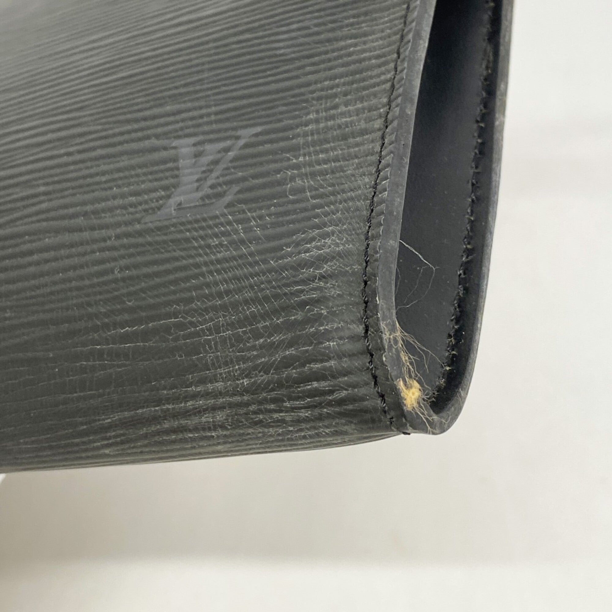 Louis Vuitton Noir Pouch (Pre-Owned)
