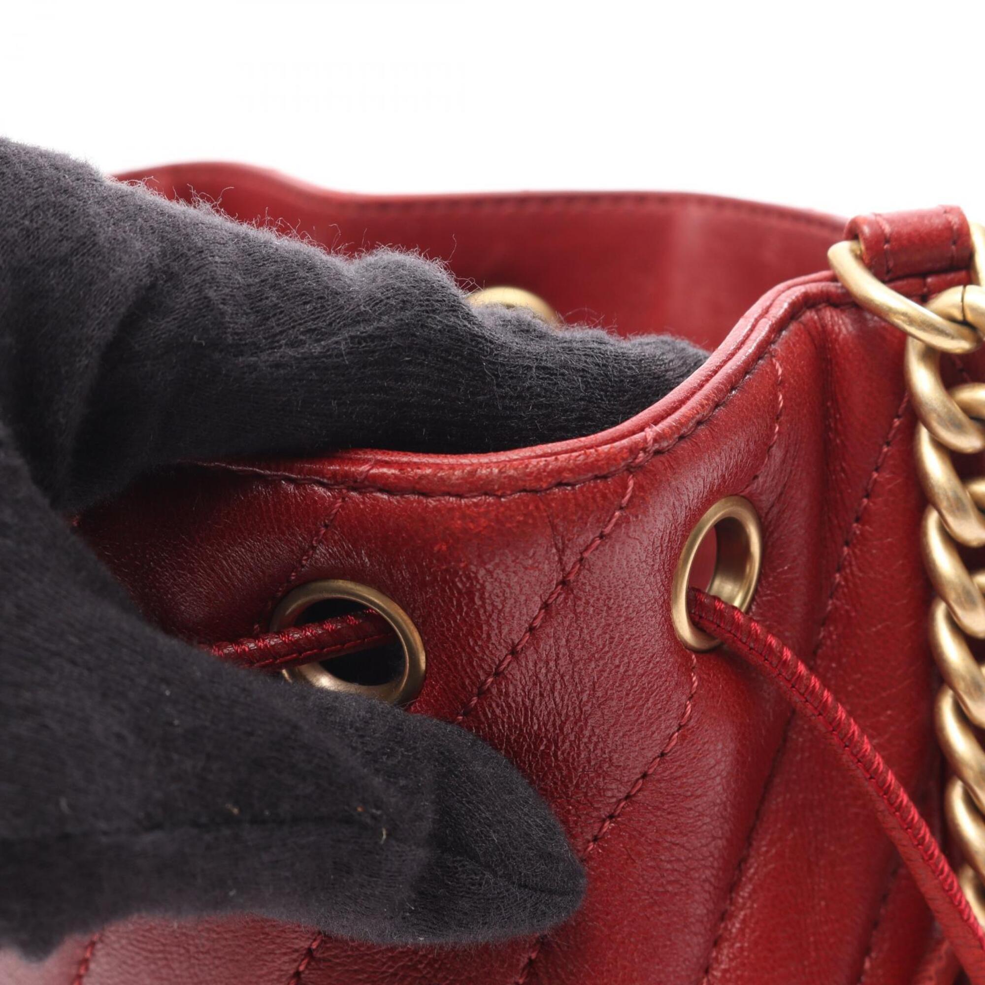 Chanel Red Color Leather Handbag Shoulder Bag (Pre-Owned)