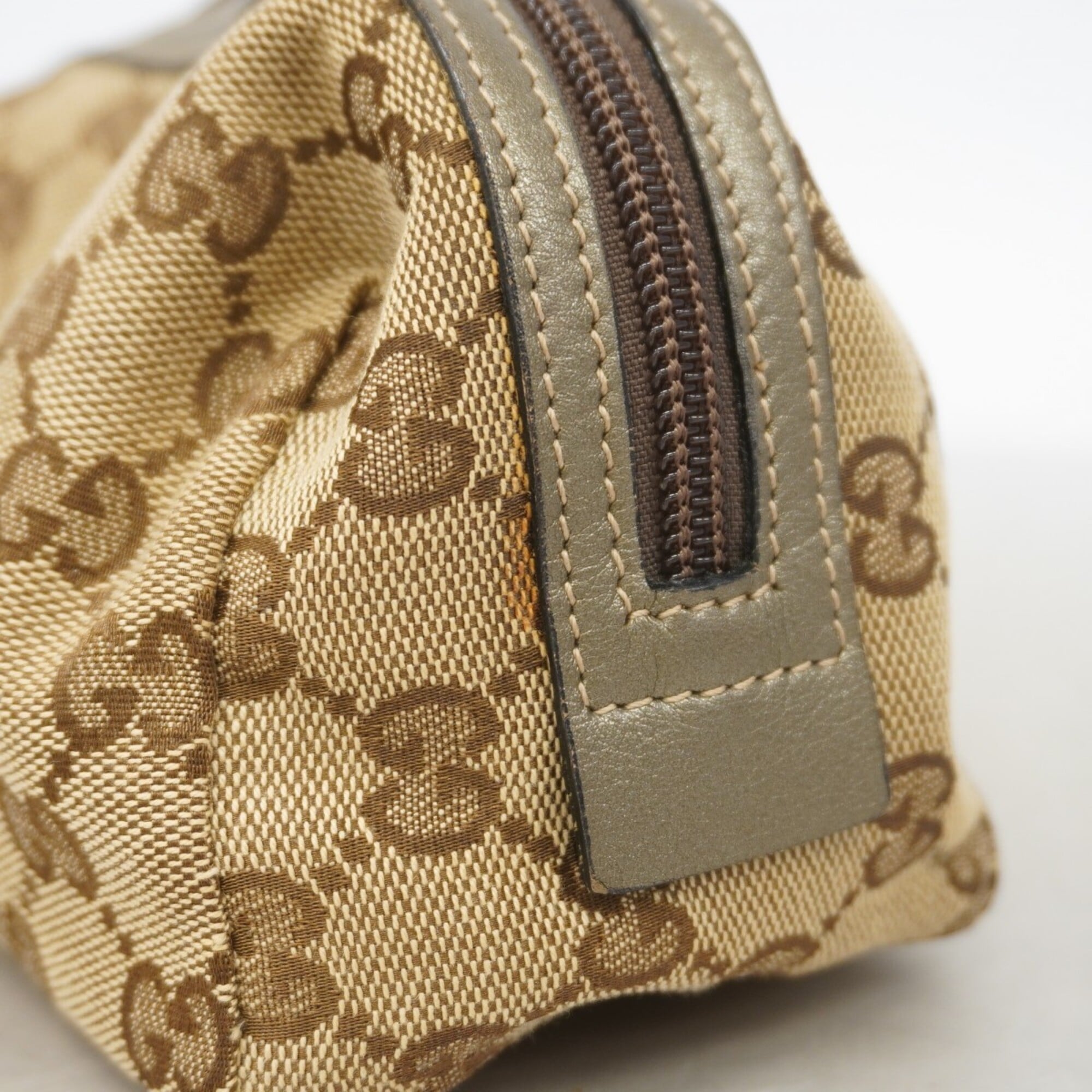 Gucci Brown Canvas Pouch (Pre-Owned)