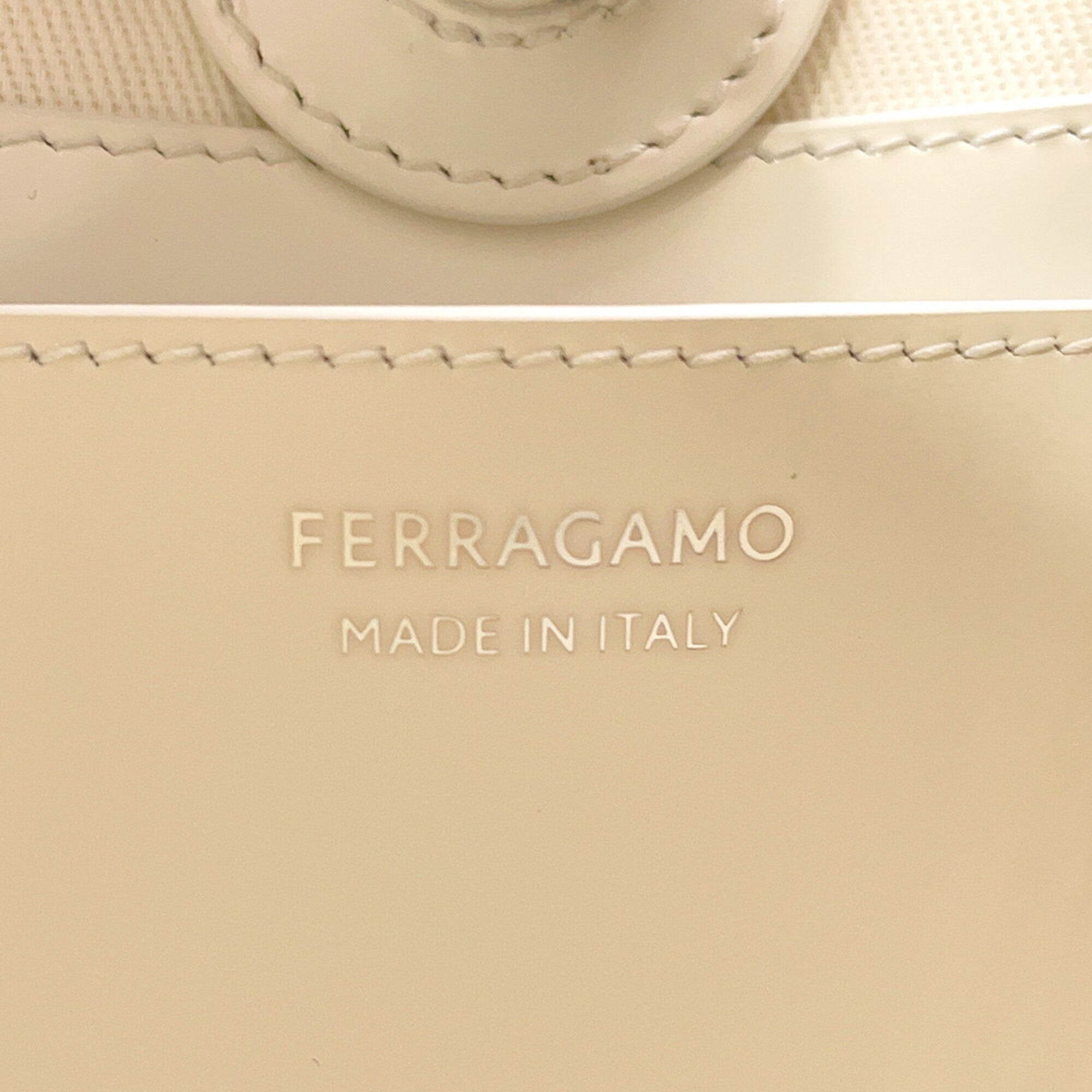 Salvatore Ferragamo White Canvas Handbag (Pre-Owned)