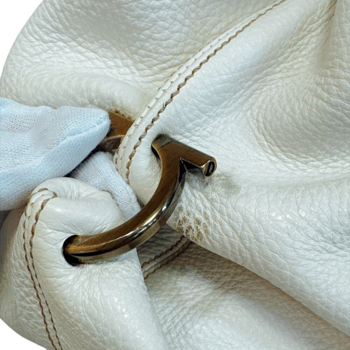 Salvatore Ferragamo White Leather Handbag Tote Bag (Pre-Owned)