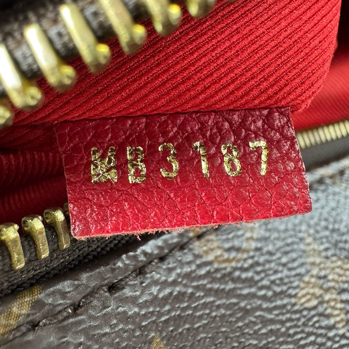 Louis Vuitton Brown Monogram Red Color Monogram Handbag Shoulder Bag (Pre-Owned)