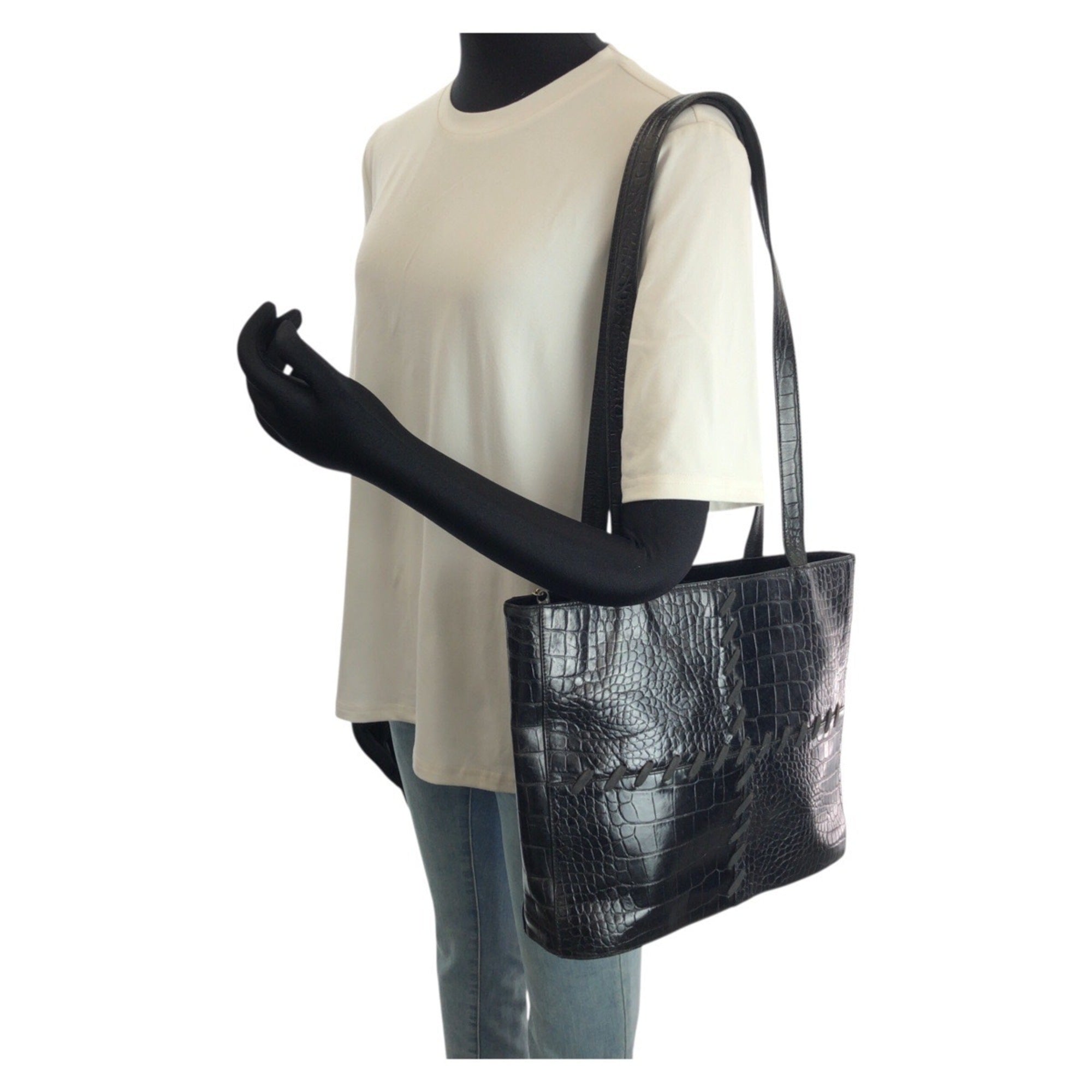 Yves Saint Laurent Black Leather Shoulder Bag Tote Bag (Pre-Owned)