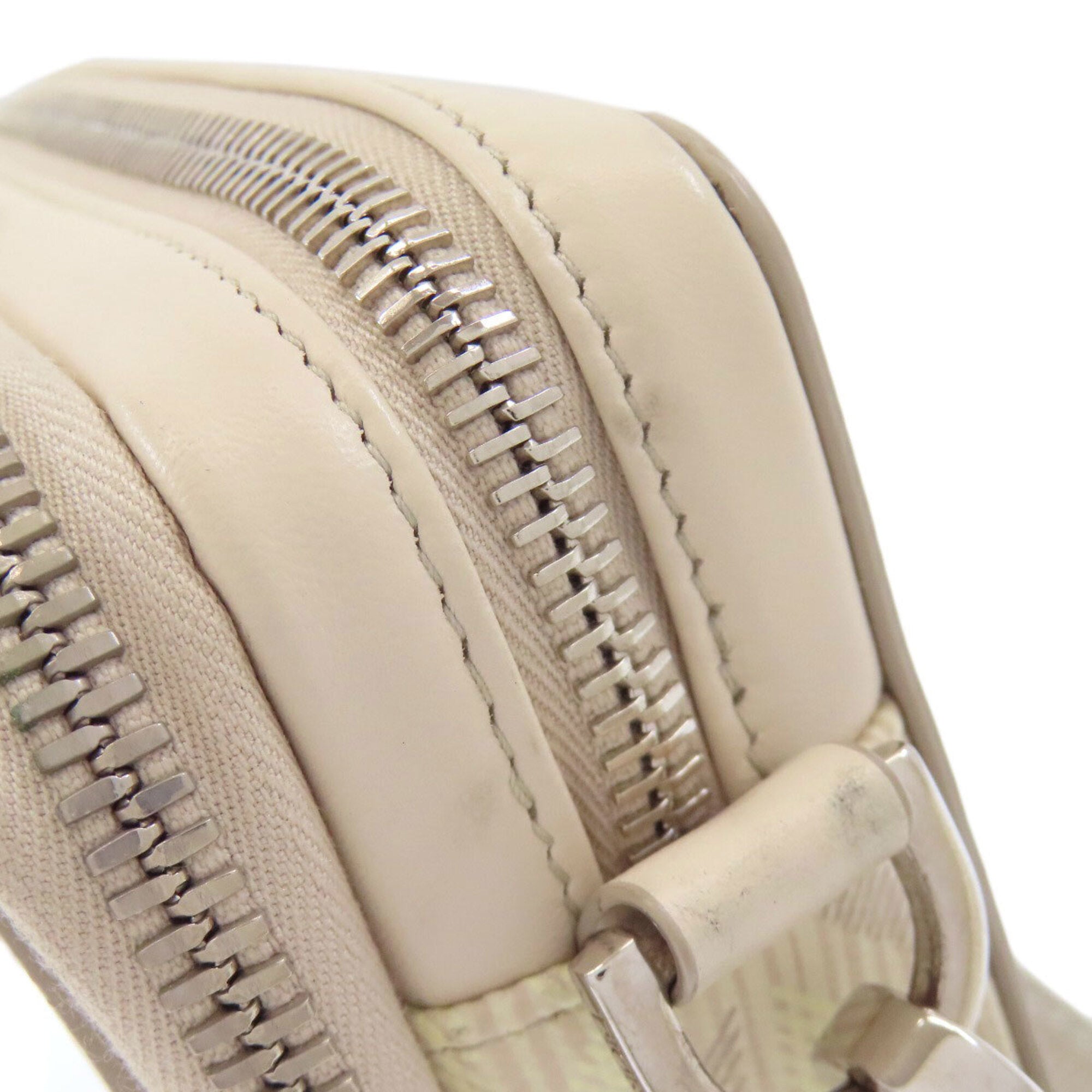 Christian Dior Ivory Pvc Shoulder Bag (Pre-Owned)