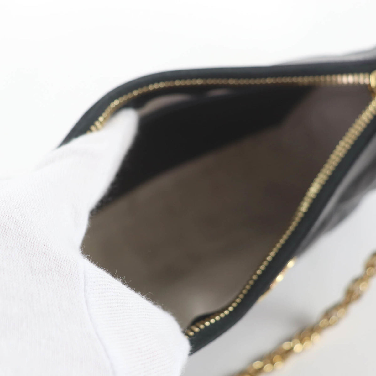 Gucci Black Leather Handbag Shoulder Bag (Pre-Owned)