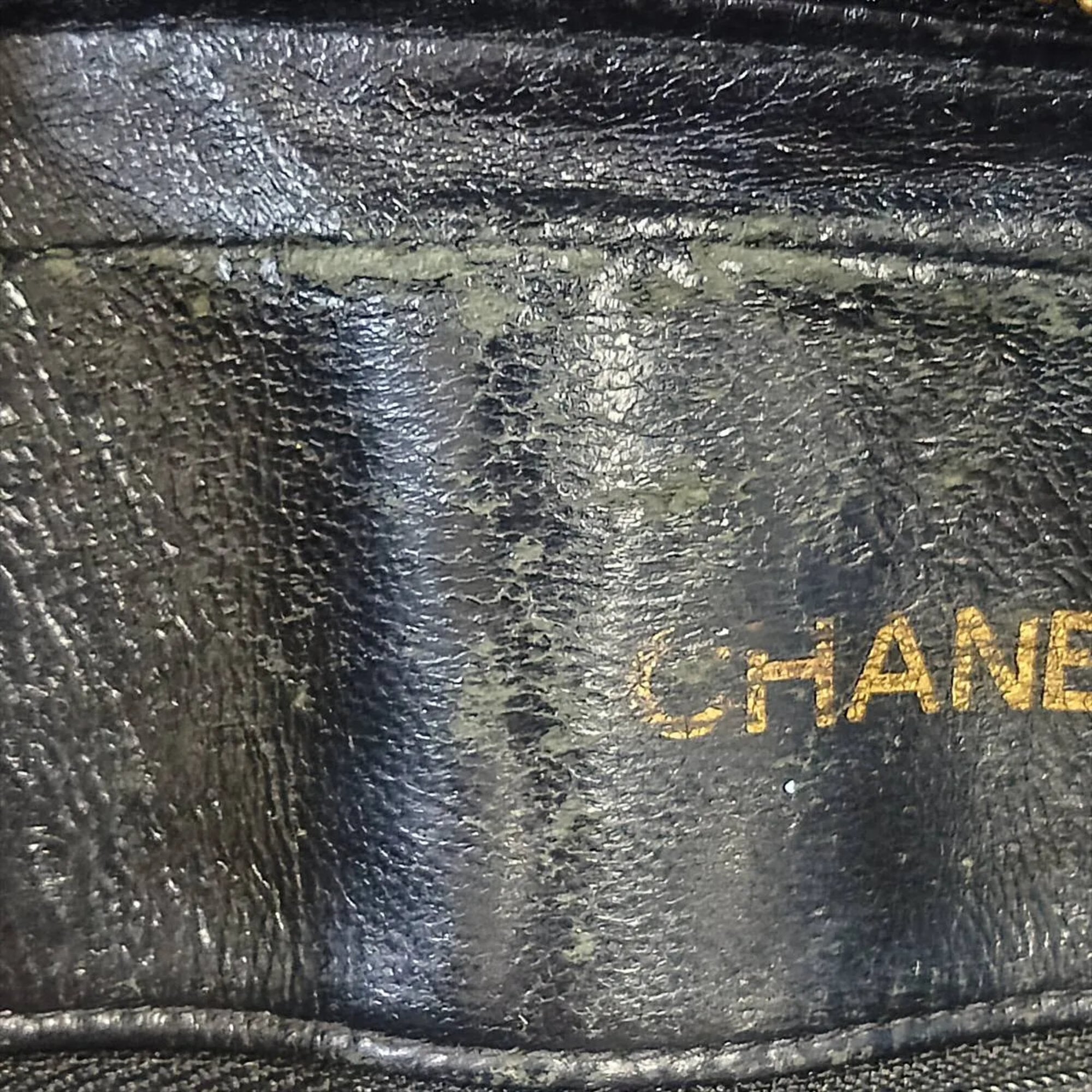 Chanel Black Leather Shoulder Bag Tote Bag (Pre-Owned)