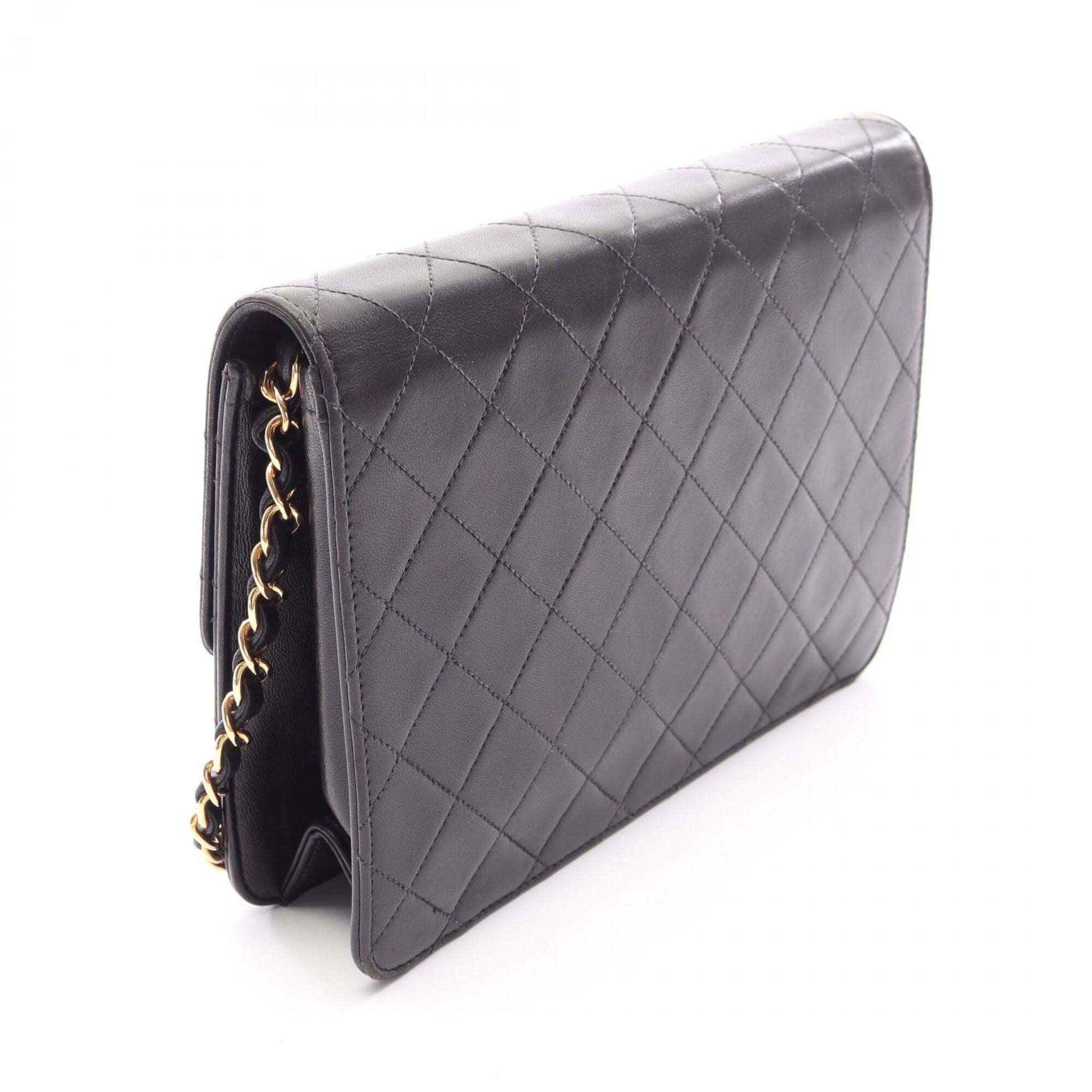 Chanel Matelasse Black Leather Handbag Shoulder Bag (Pre-Owned)