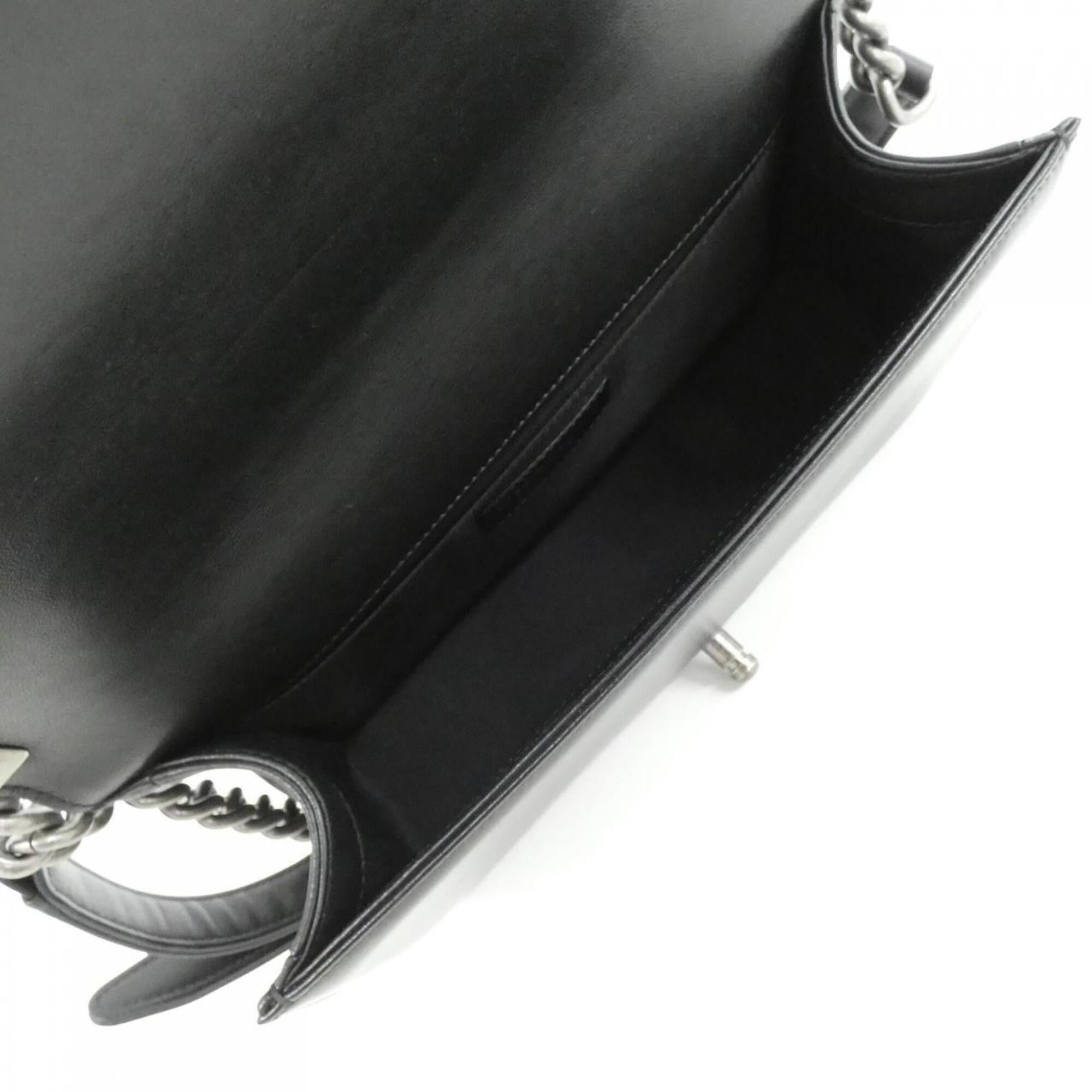 Chanel Black Shoulder Bag (Pre-Owned)