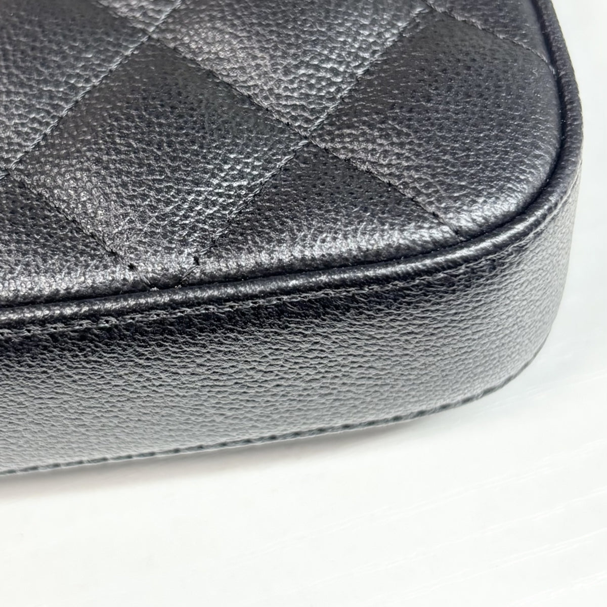 Chanel Matelasse Black Grained Calfskin Chain/Shoulder Wallet (Pre-Owned)