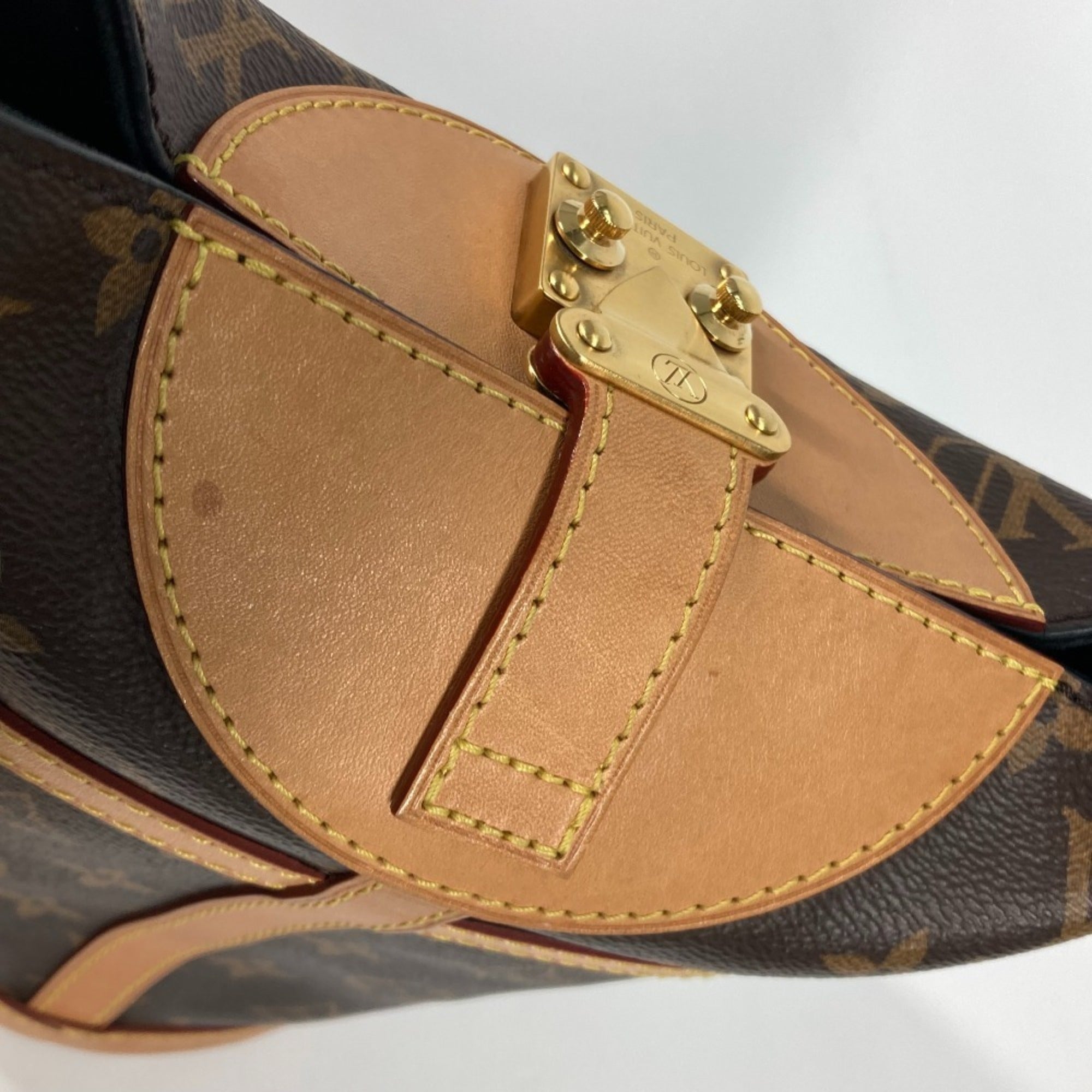 Louis Vuitton Brown Monogram Monogram Handbag Shoulder Bag (Pre-Owned)