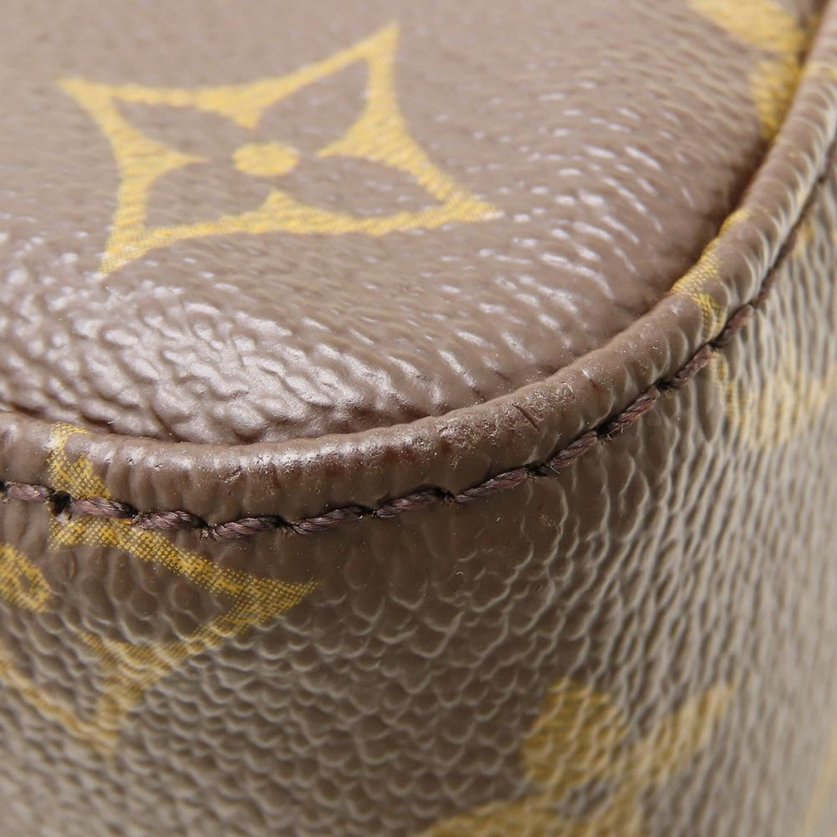 Louis Vuitton Brown Monogram Canvas Handbag (Pre-Owned)