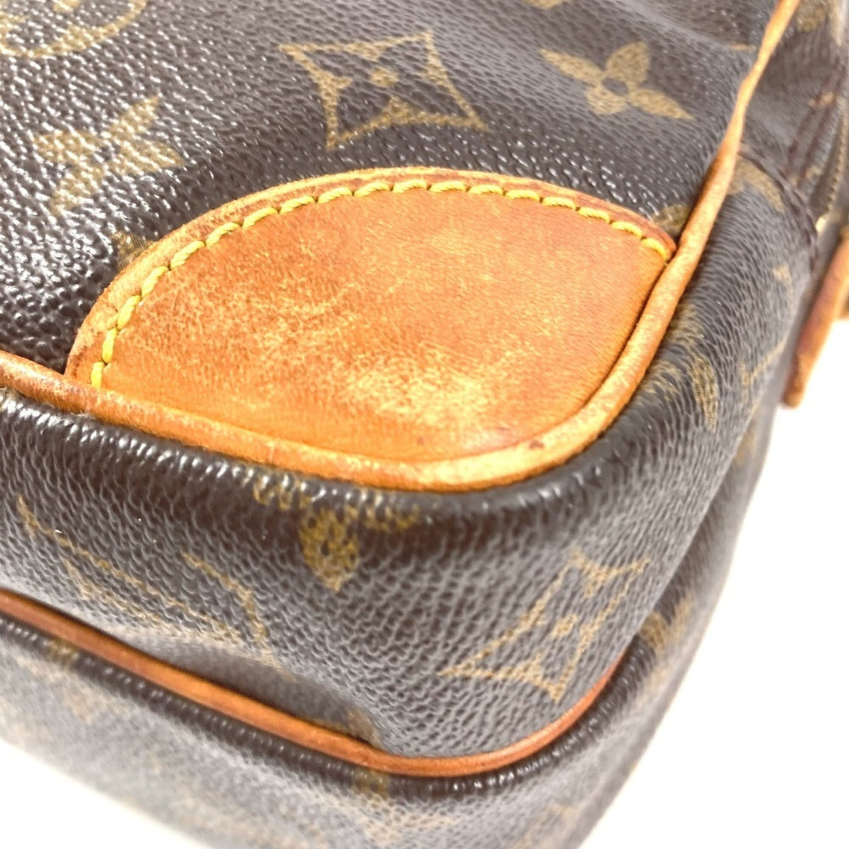 Louis Vuitton Monogram Brown Monogram Pochette Shoulder Bag (Pre-Owned)