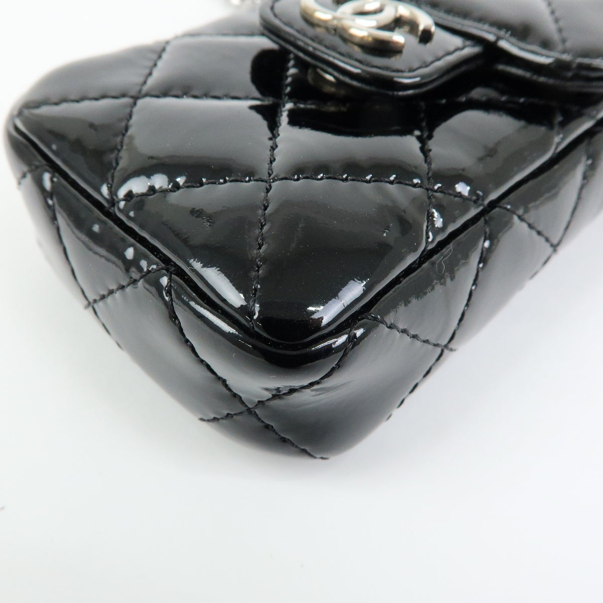 Chanel Cc Chain Phone Holder Quilted Patent Black Patent_Leather Crossbody Bag Bag (Pre-Owned)