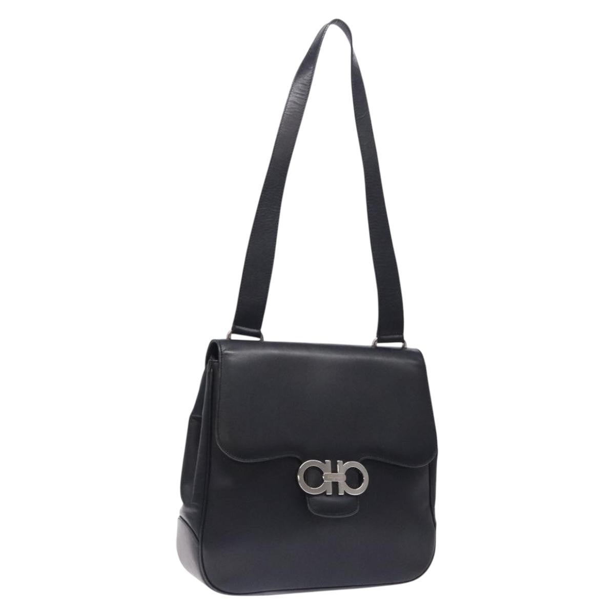 Salvatore Ferragamo Gancini Leather Black Leather Shoulder Bag Bag (Pre-Owned)